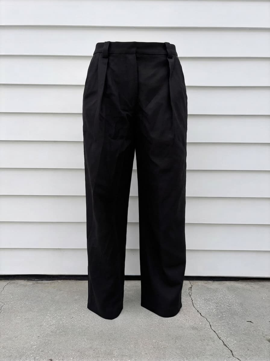 Bayse Black High-Waisted Pleated Wide-Leg Trousers — photo 1 of 4