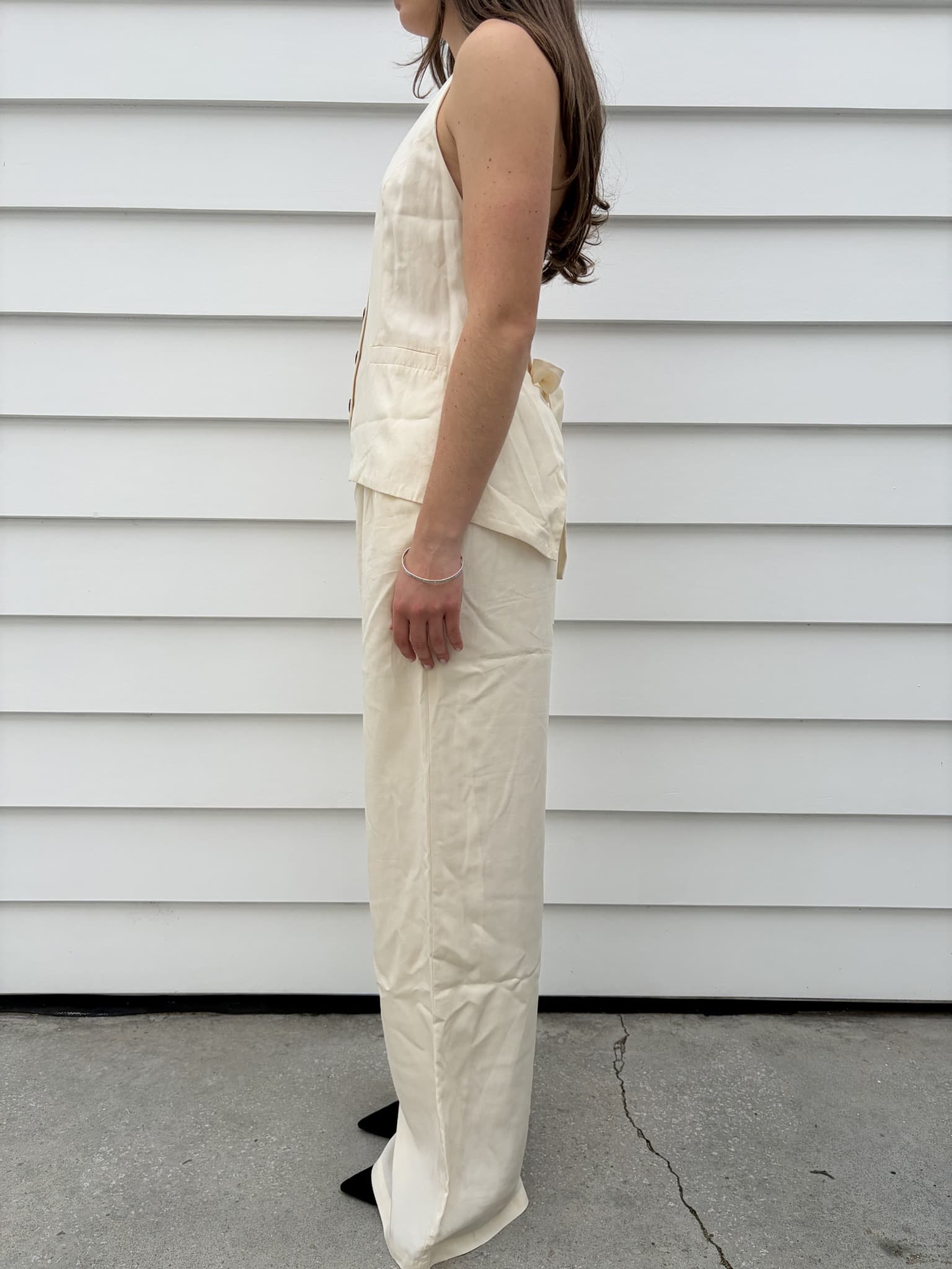 Dissh Cream Halter Vest and Wide-Leg Trouser Set — photo 3 of 5