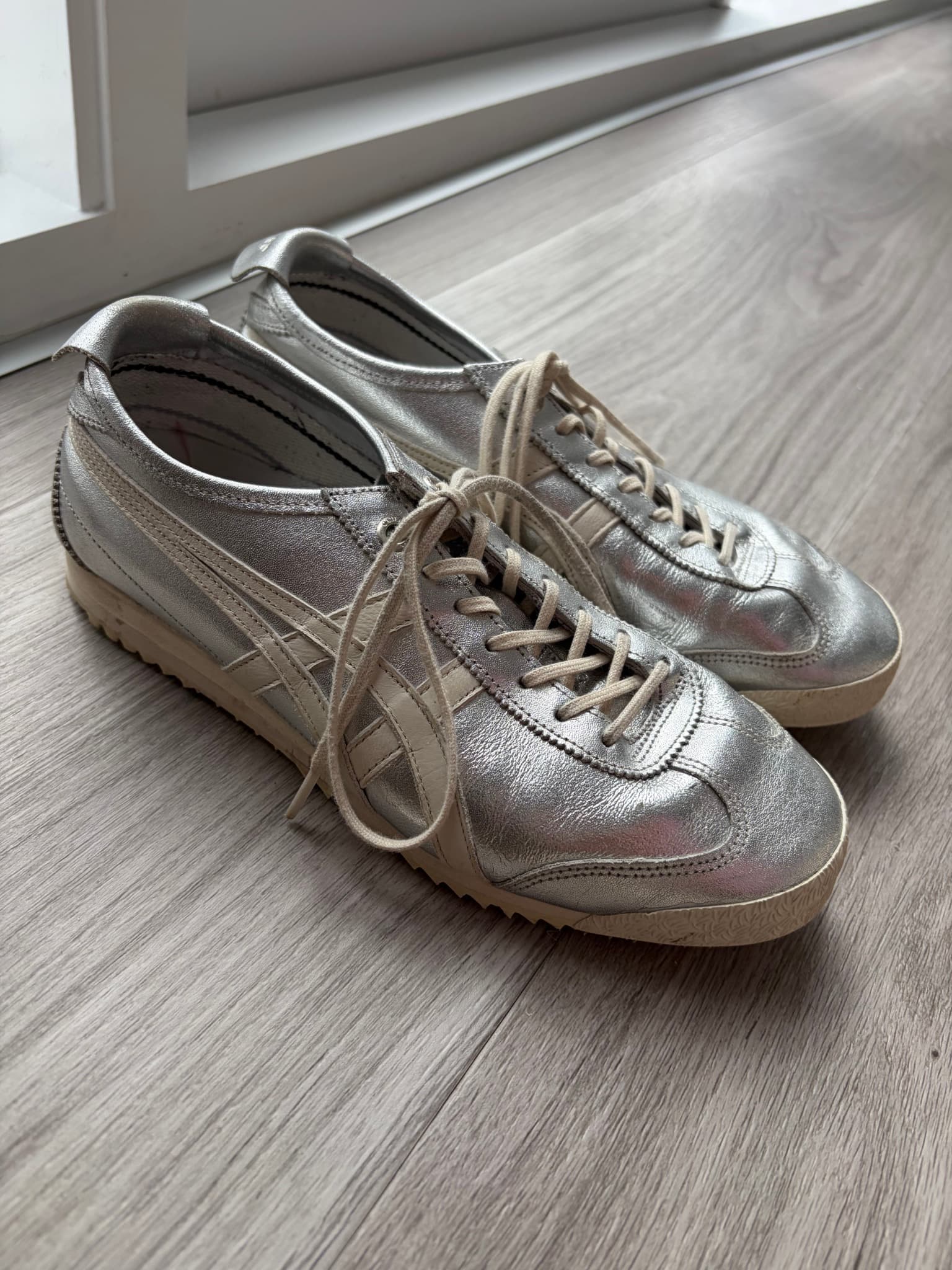 Onitsuka Tiger Mexico 66 Silver Glitter Sneakers — photo 2 of 3