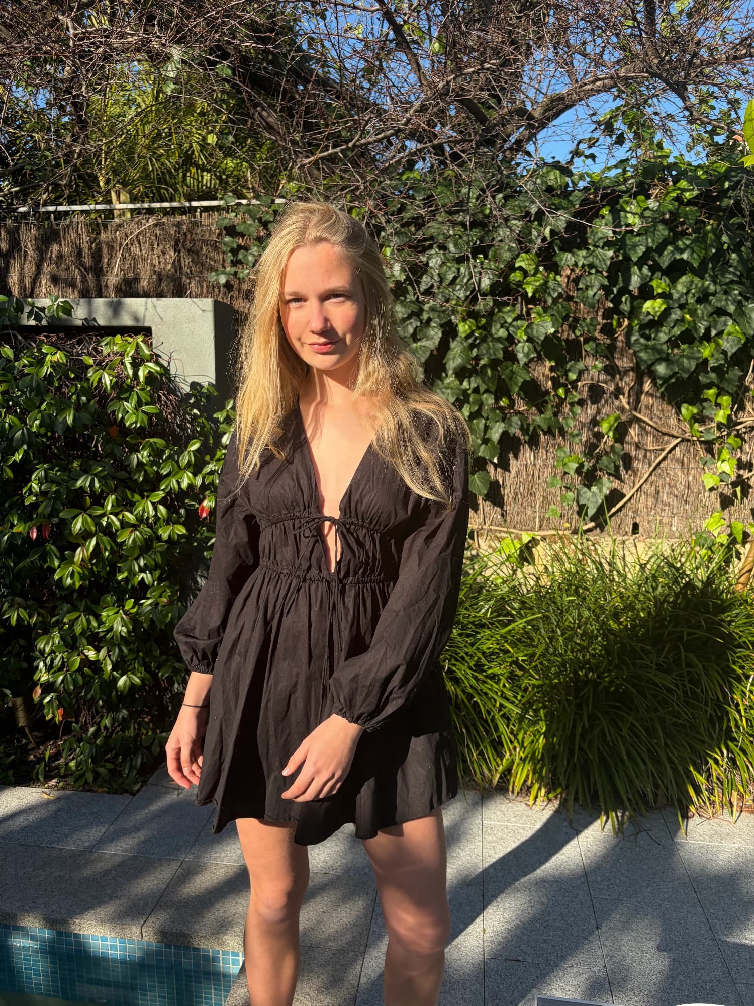 Pasduchas black linen dress — photo 1 of 4