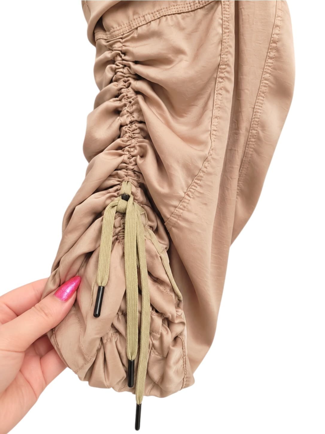 365 DAYS Beige Satin Cargo Pants Ruched Drawstring Hem Size S — photo 3 of 6