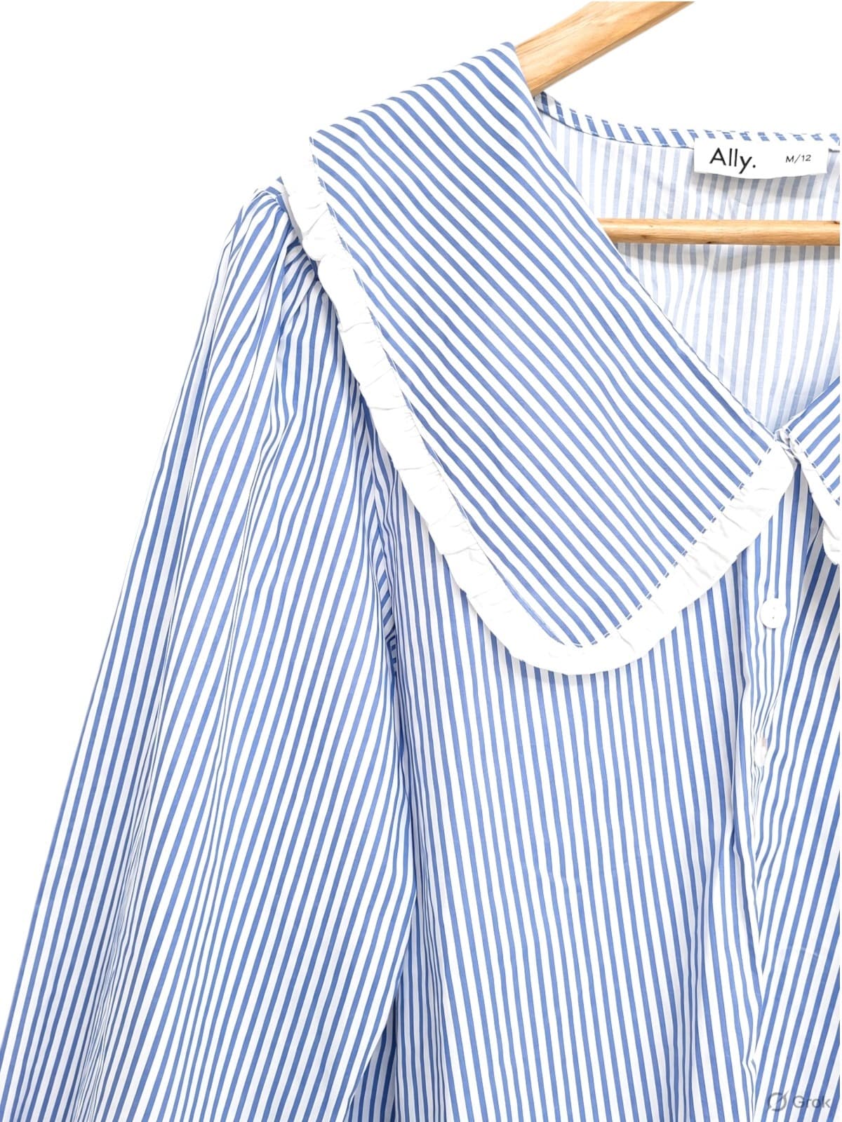 ALLY Blue and White Striped Cotton Blouse with Wide Ruffled Collar Size 12 — photo 2 of 8
