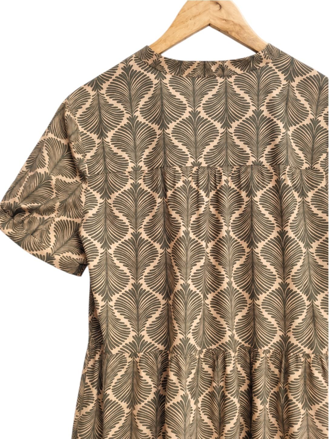 BASQUE Beige Olive Green Botanical Leaf Print Cotton Tiered Midi Dress Size 10 — photo 3 of 7