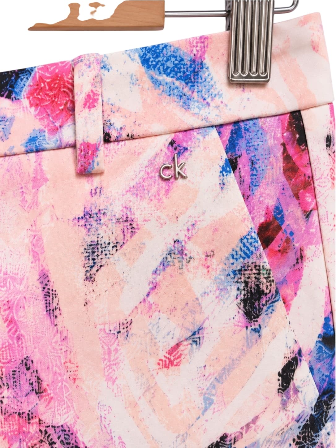 CALVIN KLEIN Pink Blue Abstract Print Tailored Shorts US 0 / AU 4 — photo 2 of 6