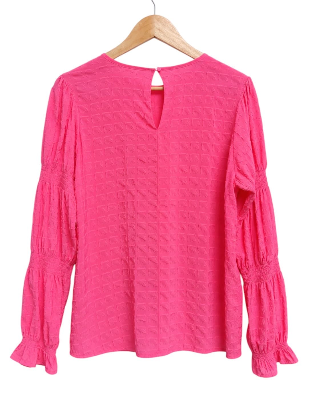 DECJUBA Womens Blouse Size 8 Hot Pink Textured Long Sleeve Shirred Boho Top — photo 4 of 6