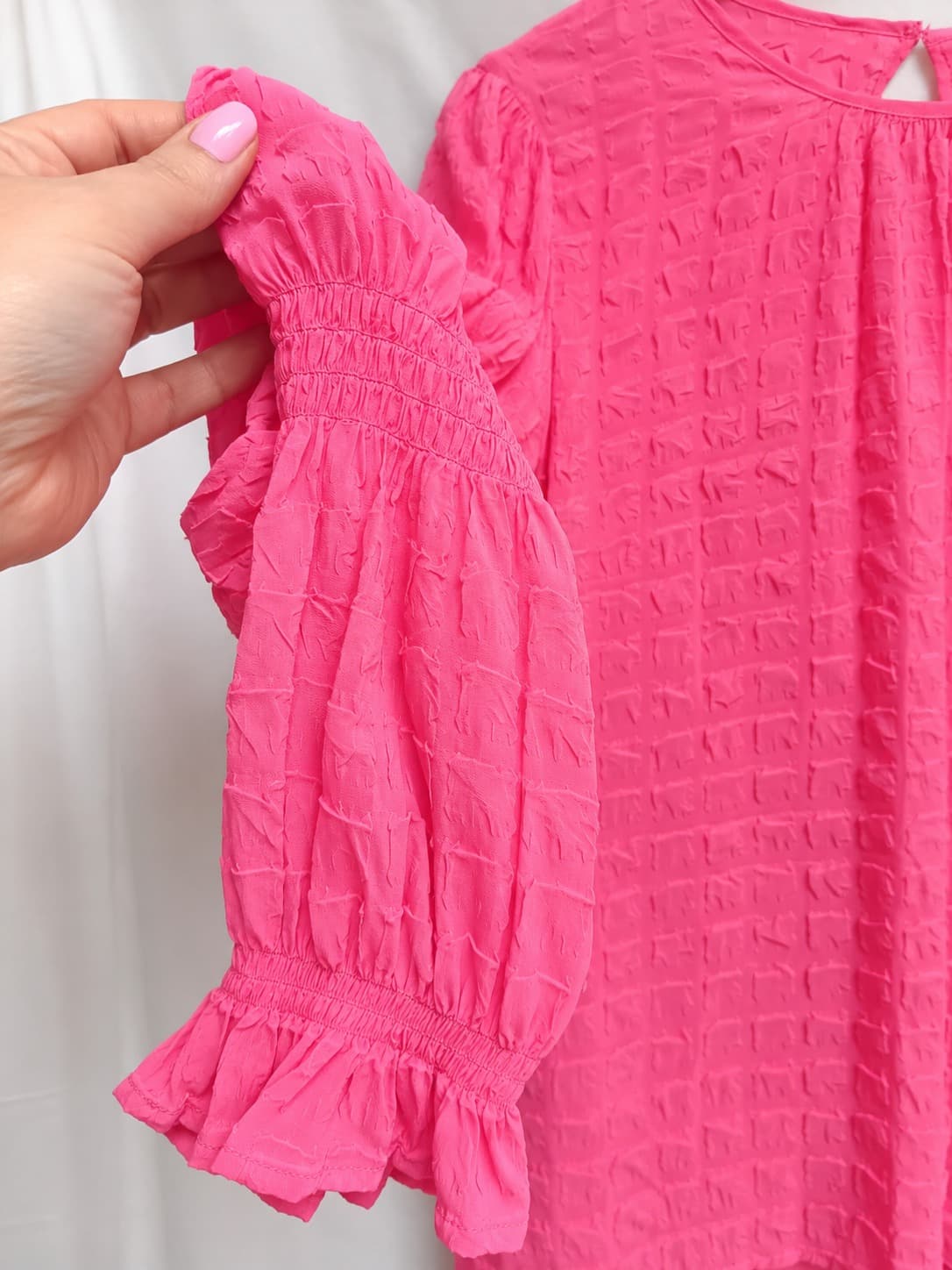 DECJUBA Womens Blouse Size 8 Hot Pink Textured Long Sleeve Shirred Boho Top — photo 3 of 6