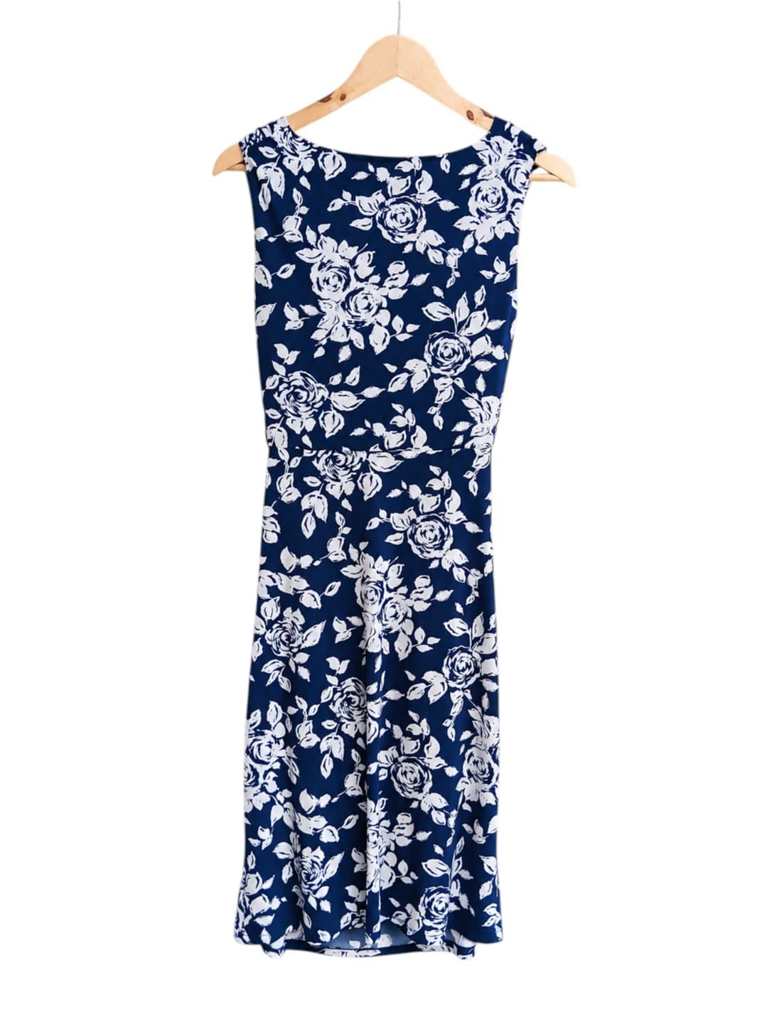 Diana Ferrari Womens Dress Size 8 Navy White Floral Cowl Neck Sleeveless Midi — photo 4 of 7