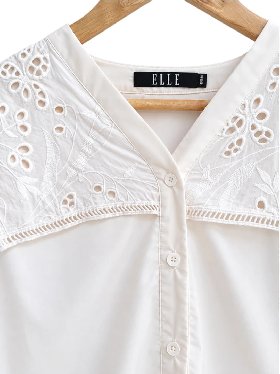ELLE White Embroidered Sailor Collar Button Down Blouse Size 10 — photo 3 of 7
