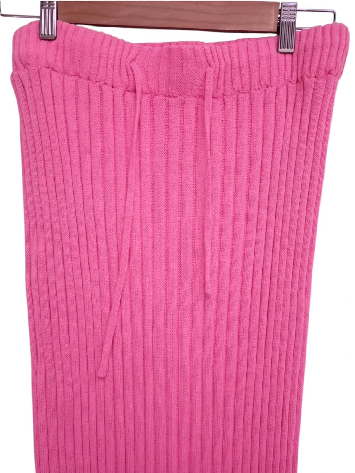 GHANDA Bright Pink Ribbed Knit Fitted Midi Skirt Side Split Size M — photo 2 of 6