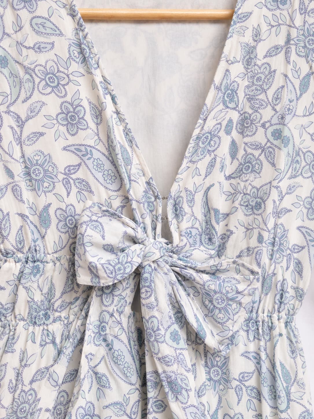 GHANDA Womens Mini Dress Size M Blue White Paisley Floral Cotton Tie Front — photo 3 of 9