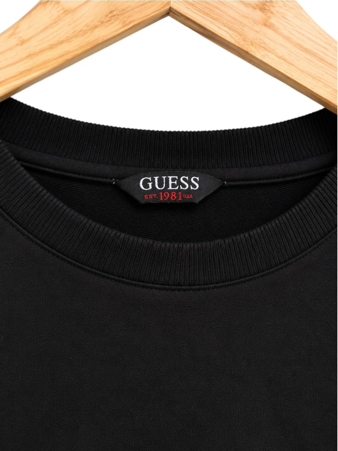 GUESS Black Sequin Sleeve Crew Neck Sweatshirt Jumper Size L — photo 4 of 7