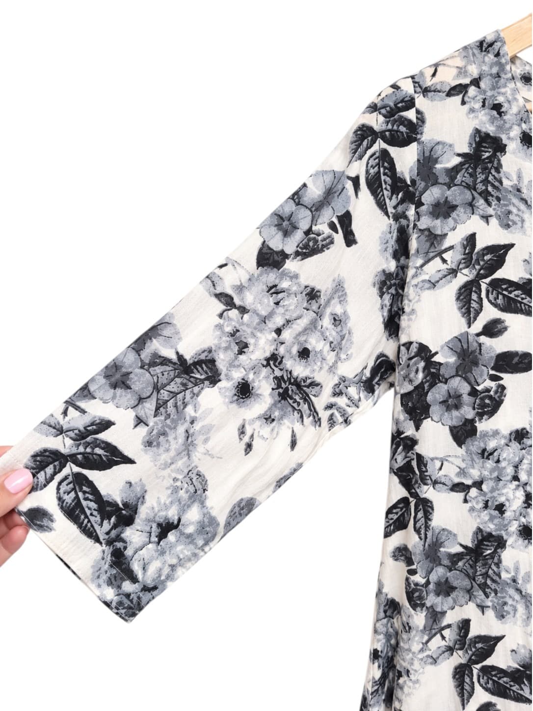 KESHET Floral Tunic Dress Black White 3/4 Sleeve Relaxed Womens S/M — photo 2 of 6