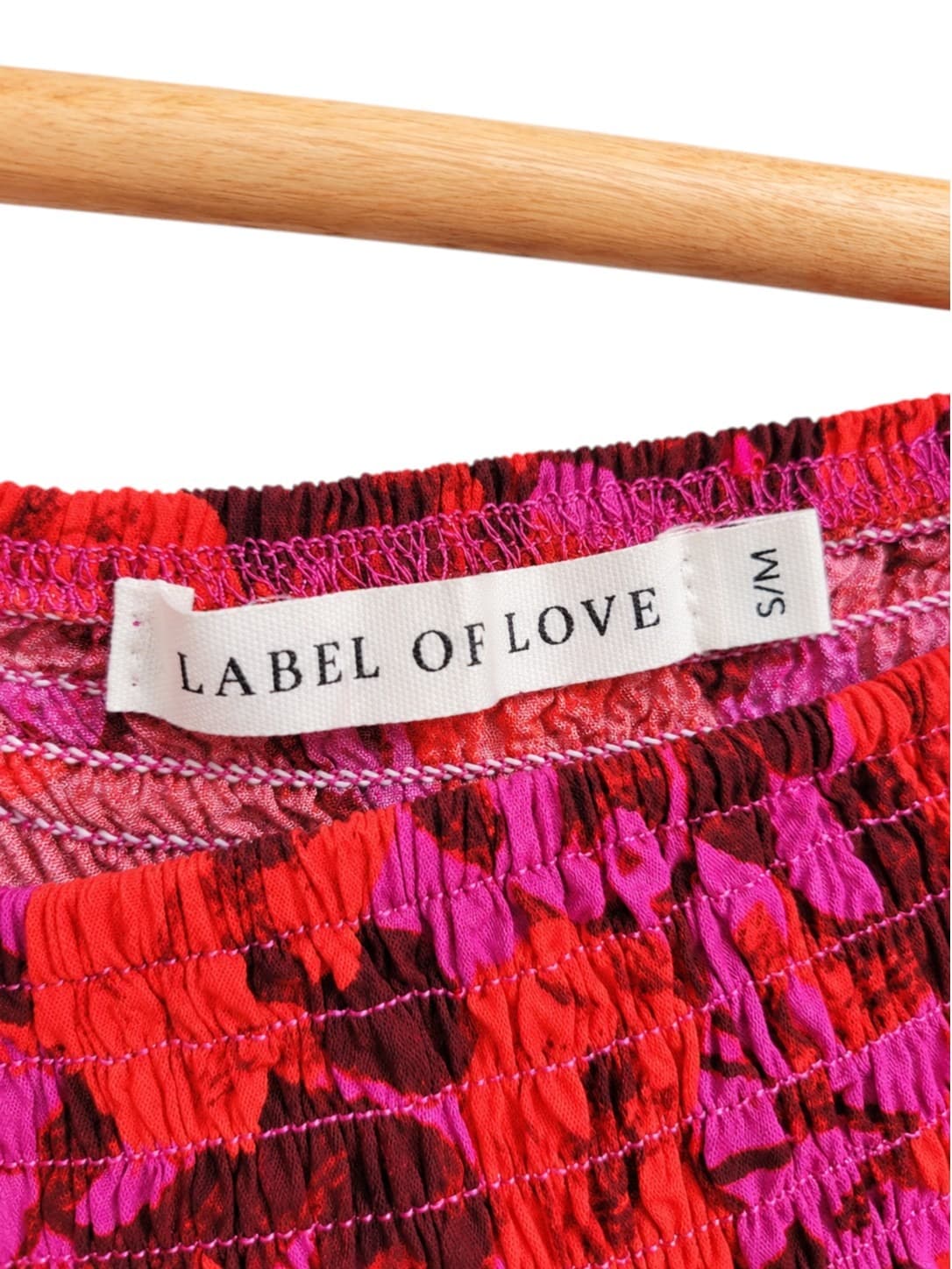 LABEL OF LOVE Pink Red Floral Smocked Bell Sleeve Boho Top S/M — photo 5 of 7