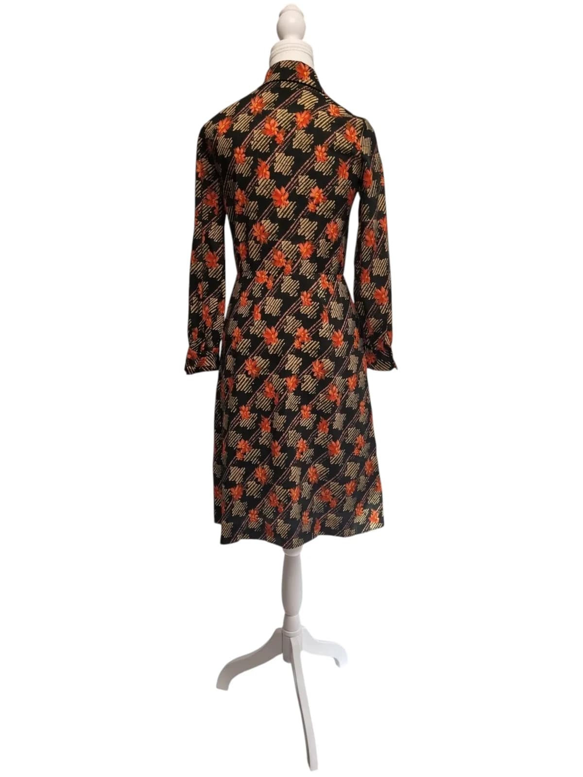 LADIES SHOP TOKYO 1970s Vintage Japanese Floral Shirt Dress Isetan Size 8 — photo 7 of 15