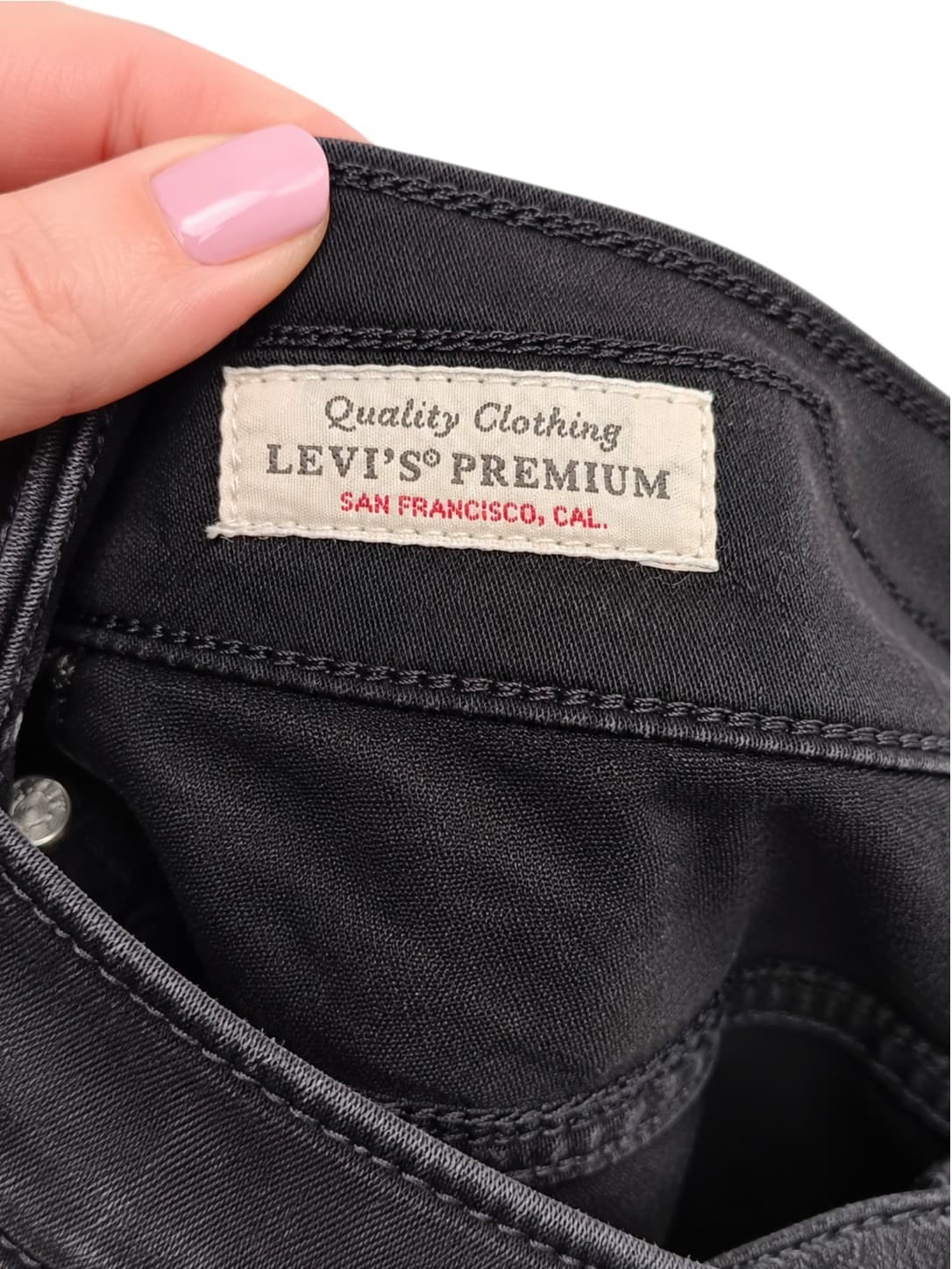 Levis 312 Shaping Slim Jeans Womens W31 L32 Black Stretch Denim — photo 6 of 10