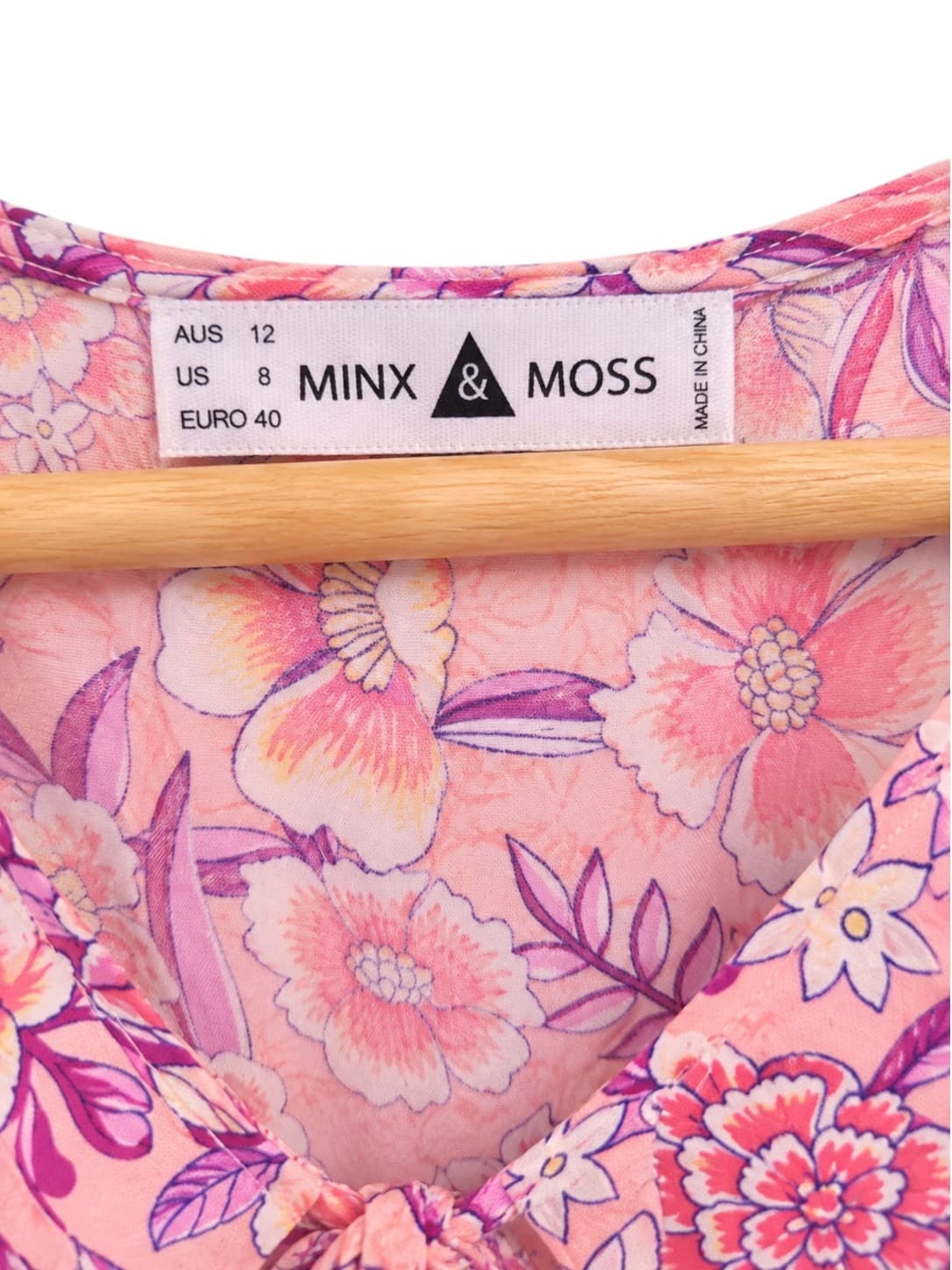MINX & MOSS Pink Floral Boho Flutter Sleeve Maxi Dress Size 12 — photo 5 of 8