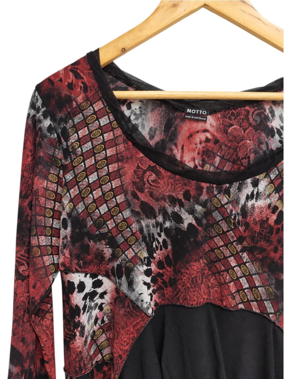 MOTTO Australia Red Black Print Layered Mesh Tunic Top Est 10-12 — photo 2 of 5