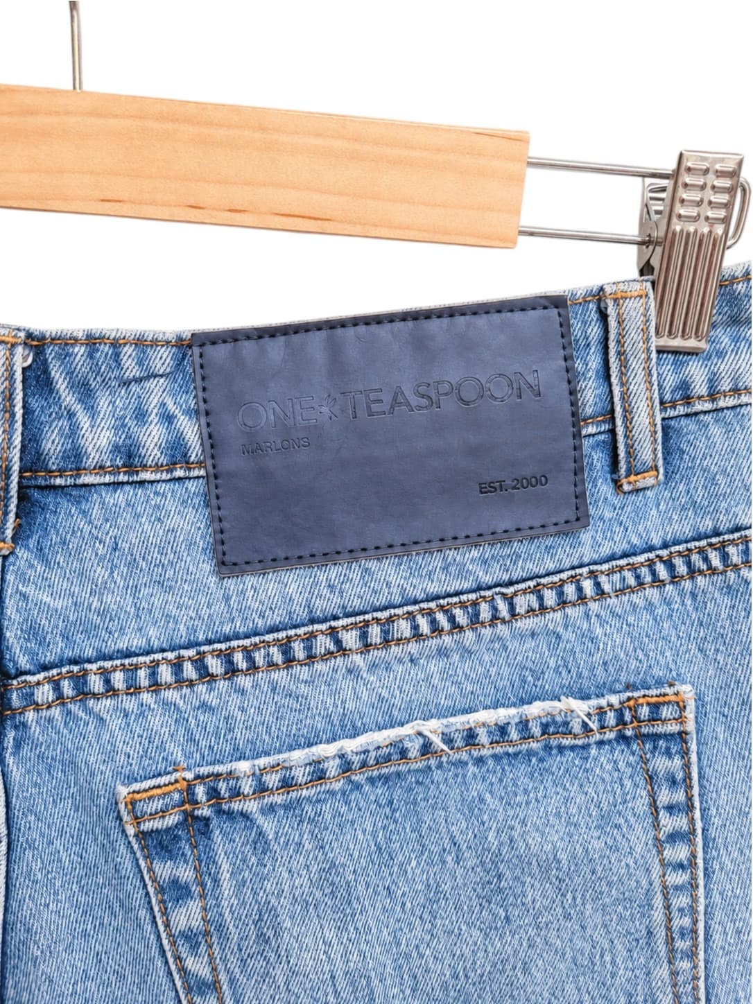 One Teaspoon Marlons Denim Shorts Womens 25 Blue Distressed Raw Hem Cut Off — photo 6 of 7