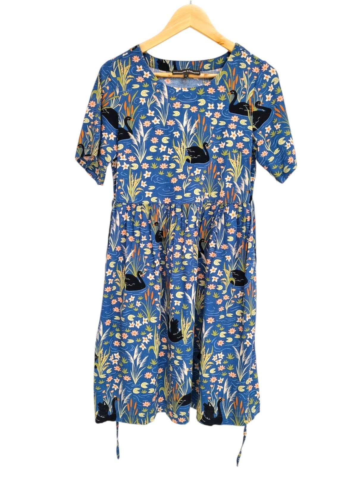 PRINCESS HIGHWAY Swan Pond Black Swan Print Blue Dress Size 8 — photo 2 of 5