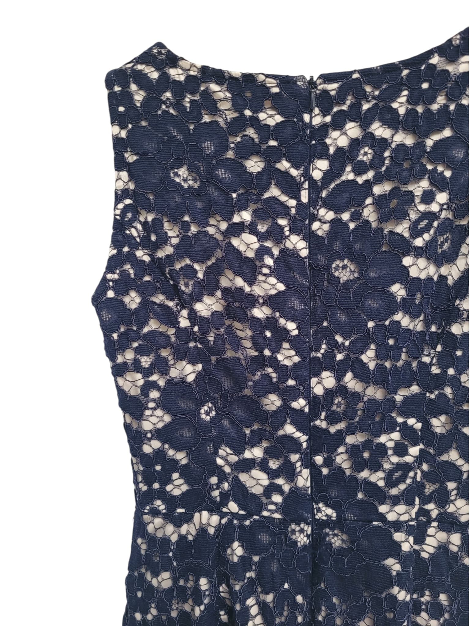REVIEW Australia Navy Floral Lace Sleeveless Sheath Dress Size 6 — photo 4 of 9