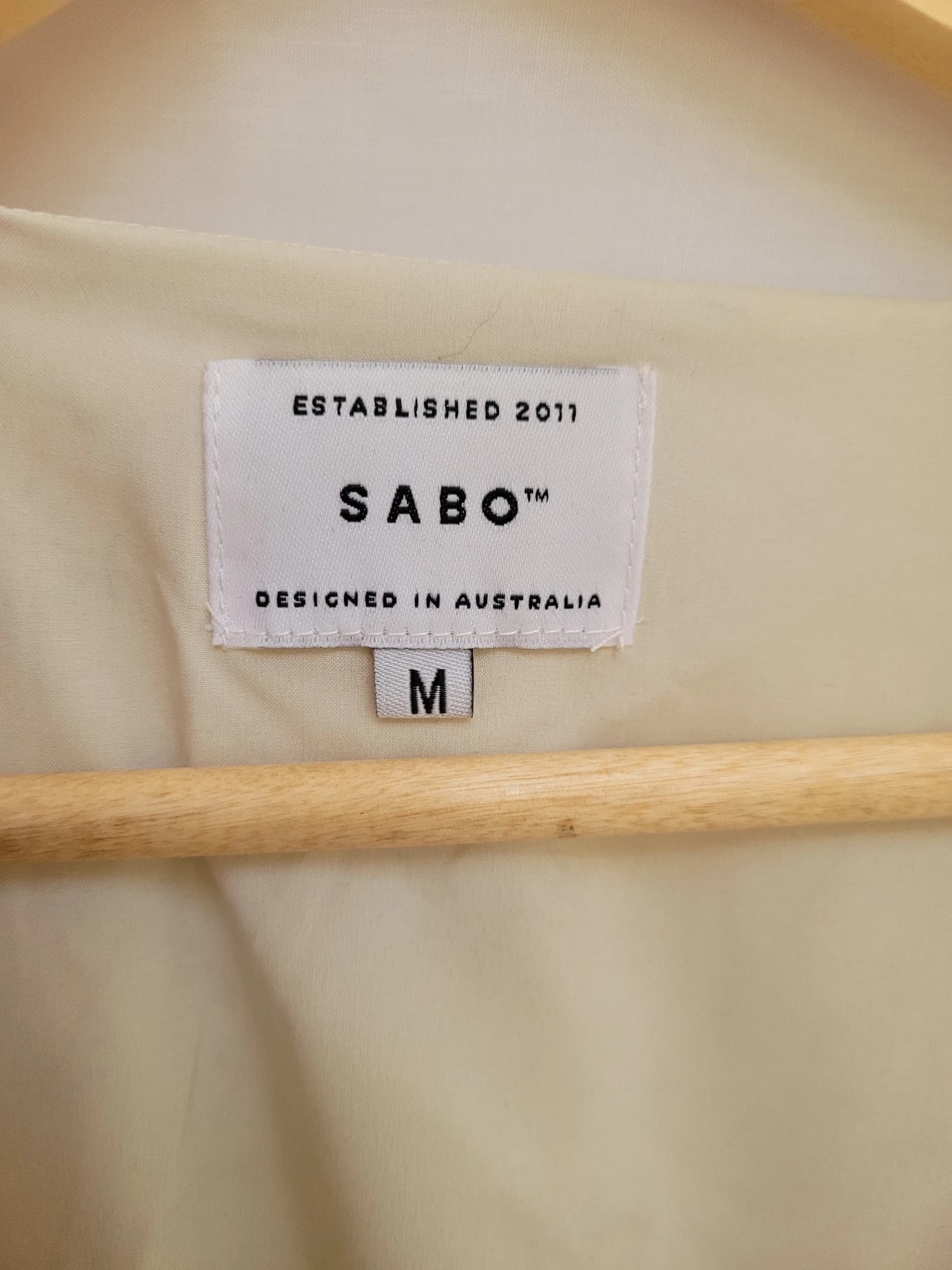 SABO Floral Cutout Long Sleeve Romper Beige Size M — photo 7 of 9