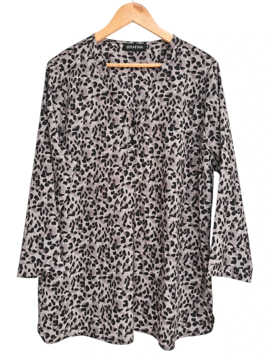SERAFINA Grey Black Leopard Print V-Neck Tunic Dress Size XL — photo 1 of 4