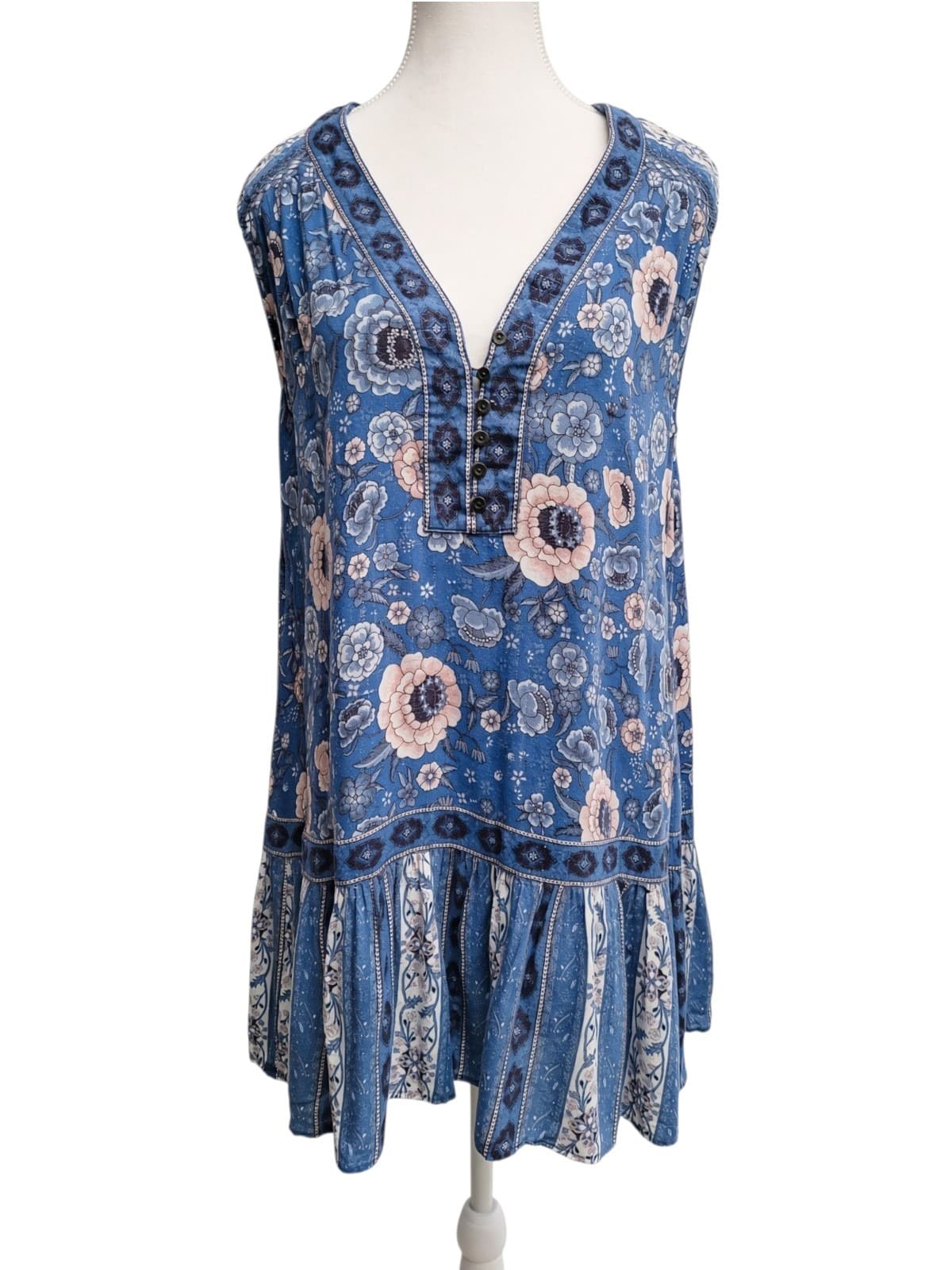 SPELL Floral Metallic Thread Boho Mini Dress Size M — photo 1 of 9