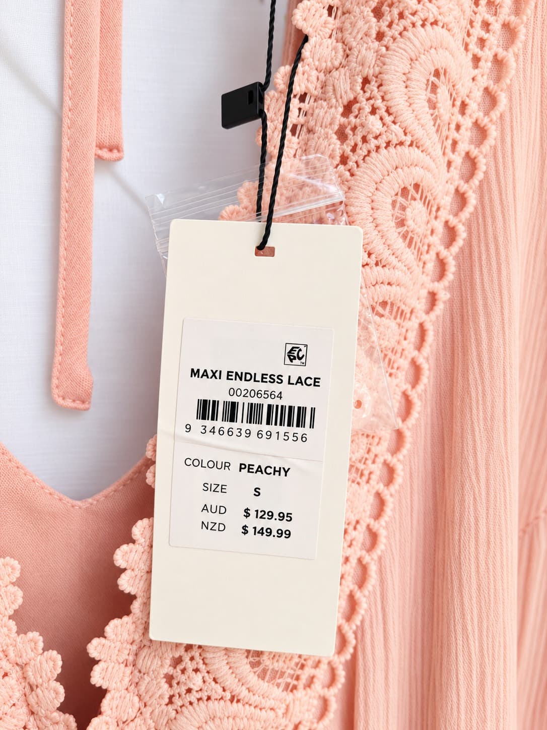 Starling Reine Endless Lace PLUS SIZE Maxi Dress Peach Pink AU 16 S BNWT — photo 4 of 9