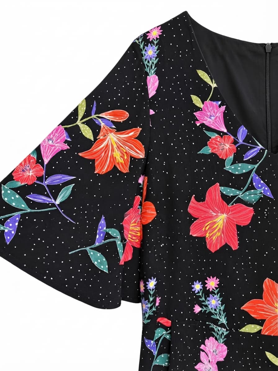 TABLE EIGHT Black Floral Wide Leg Jumpsuit Flutter Sleeve Size 16 — photo 3 of 8