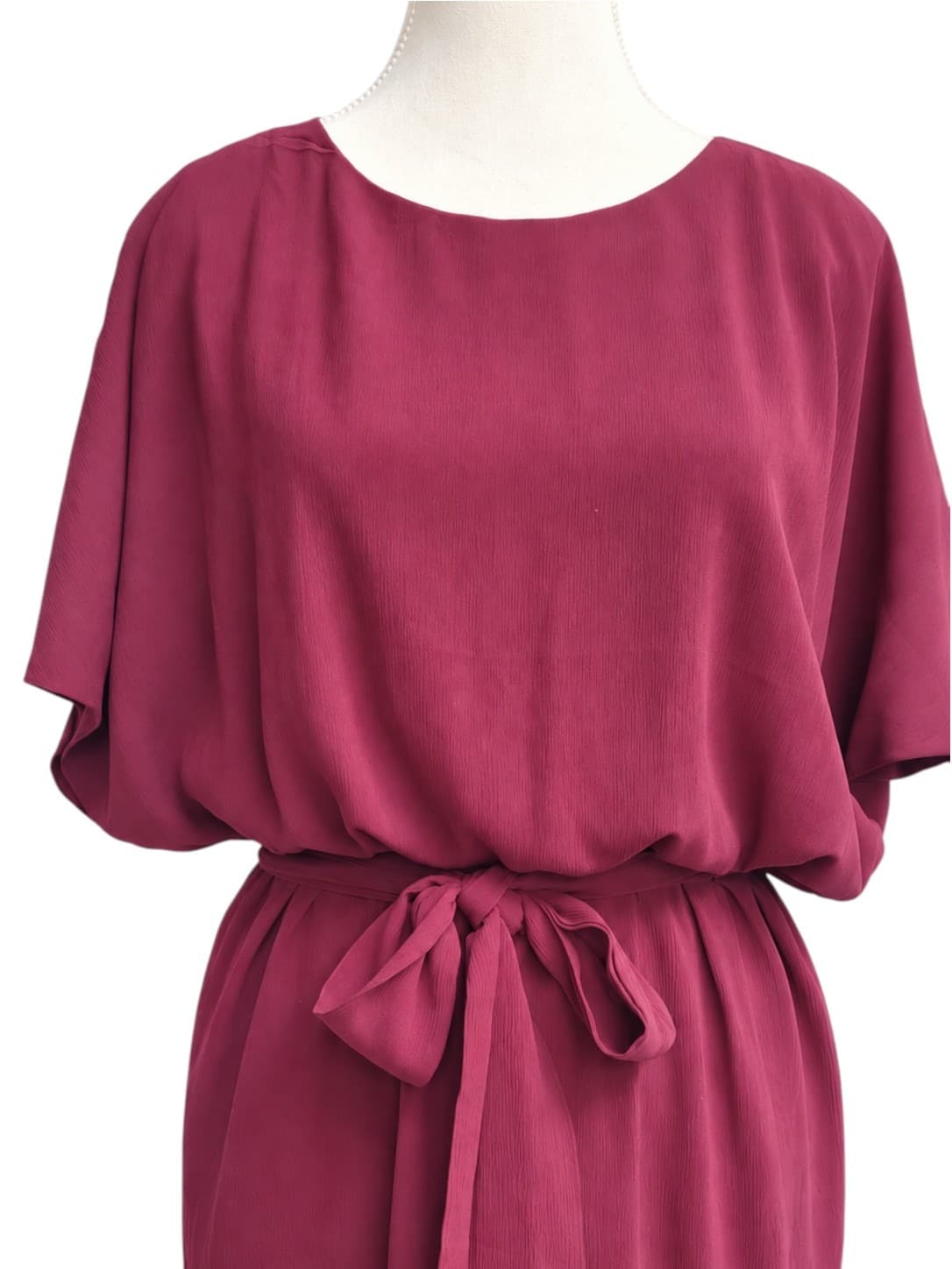 TUSSAH Burgundy Dolman Sleeve Tie Waist Tulip Hem Midi Dress Size 10 — photo 4 of 8