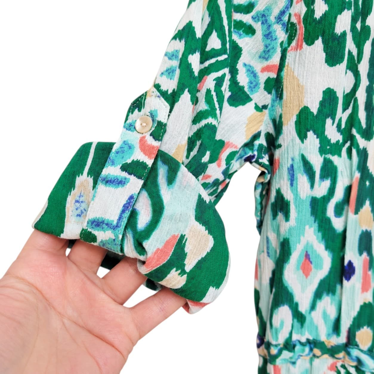 VICTORIA HILL Green Abstract Print Button Down Tie Waist Blouse Size 10 — photo 3 of 9