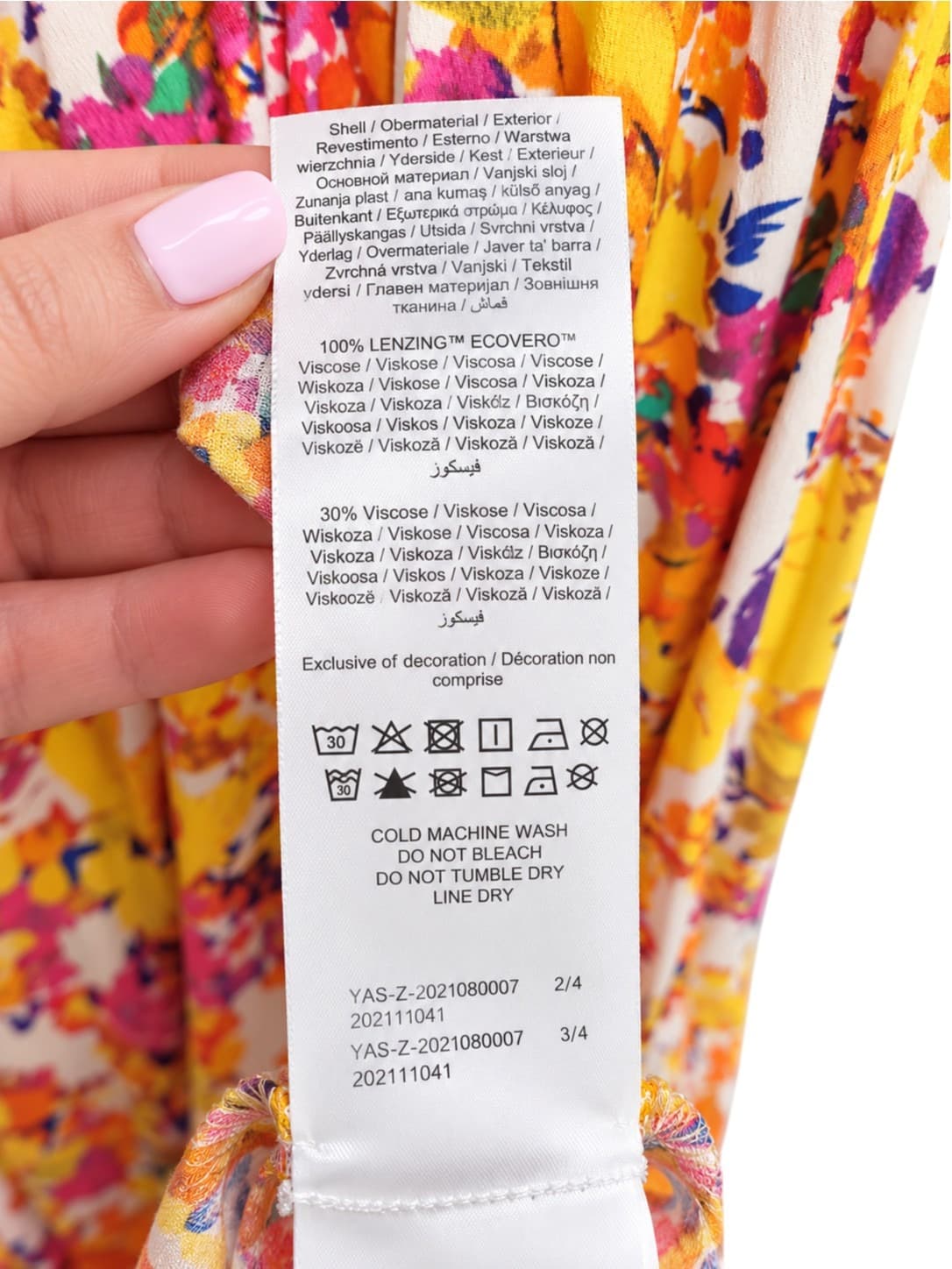 YAS Yasfinna Floral Maxi Dress Womens 10 Smocked Flutter Sleeve BNWT — photo 9 of 10