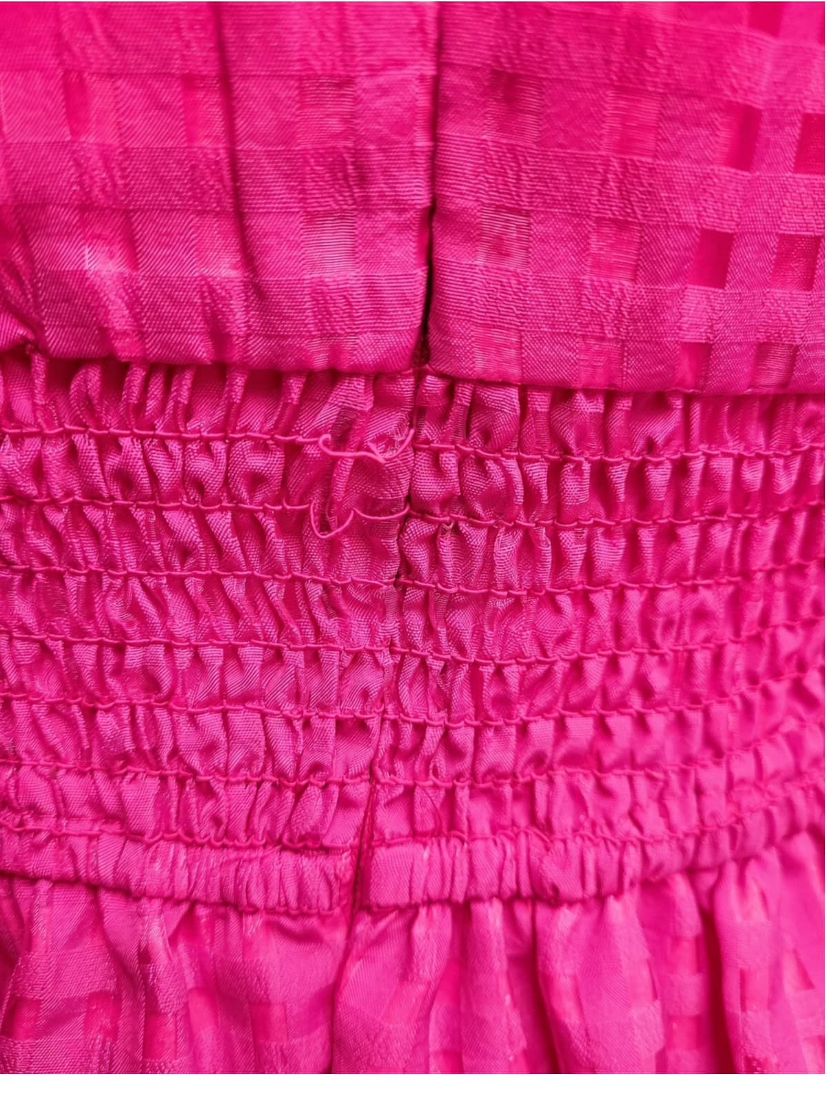 YH & CO Hot Pink Check Puff Sleeve Midi Dress Size 8 — photo 6 of 10