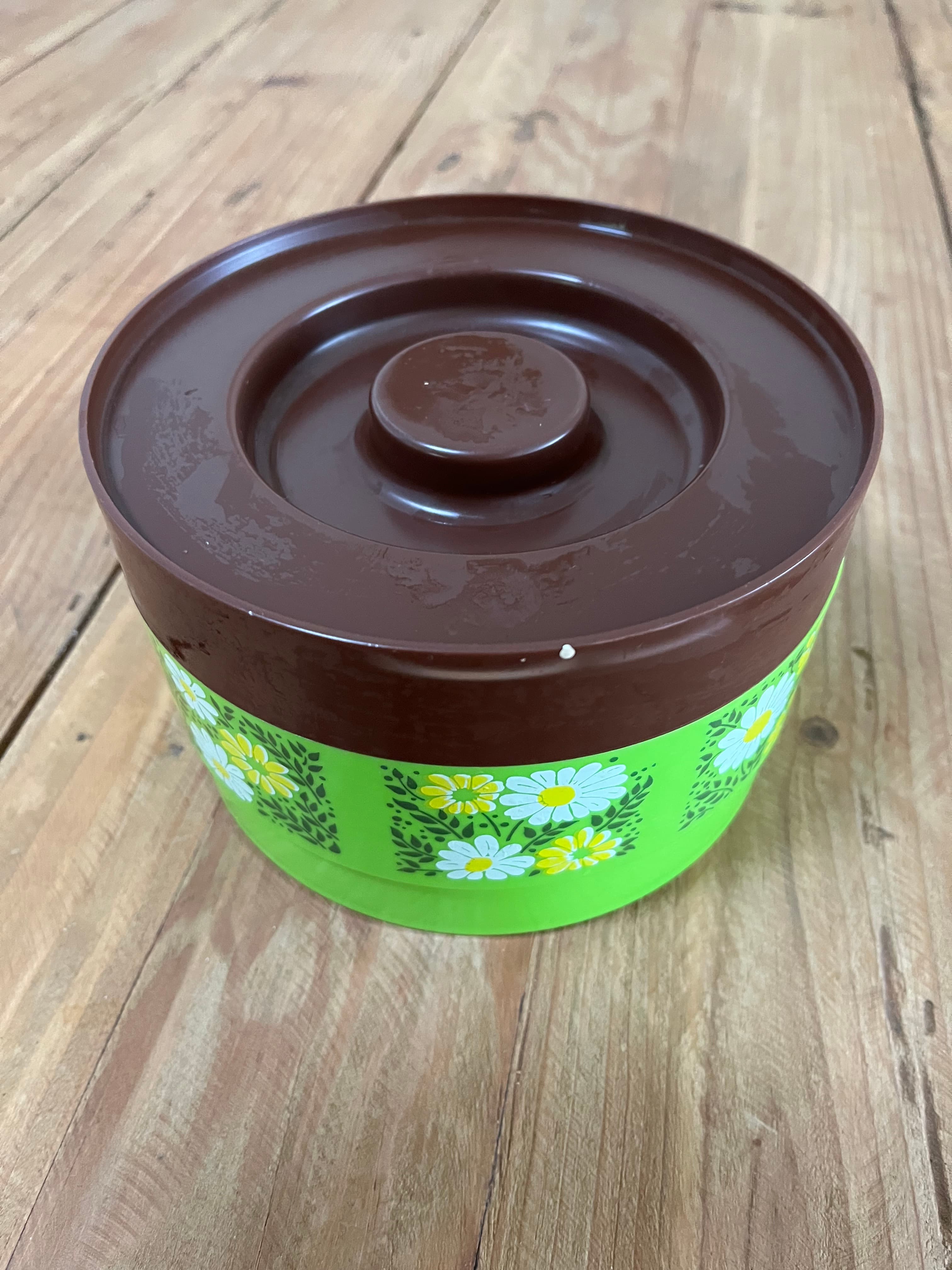 1970s Retro Green, Daisy and Brown Floral Vintage Plastic Kitchen Cannister — photo 2 of 6