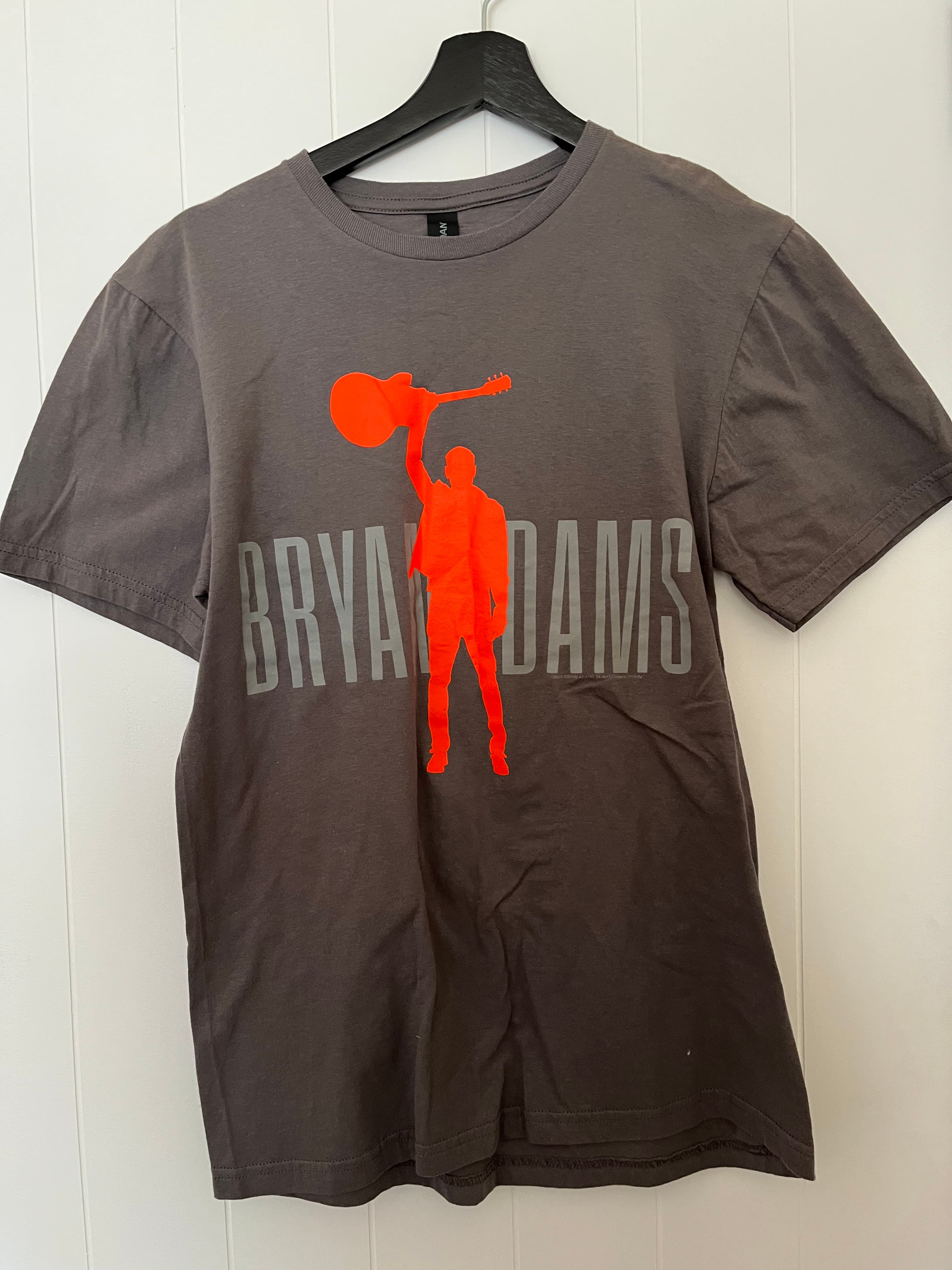 Bryan Adams Tour Graphic T-Shirt Grey Size S — photo 1 of 5