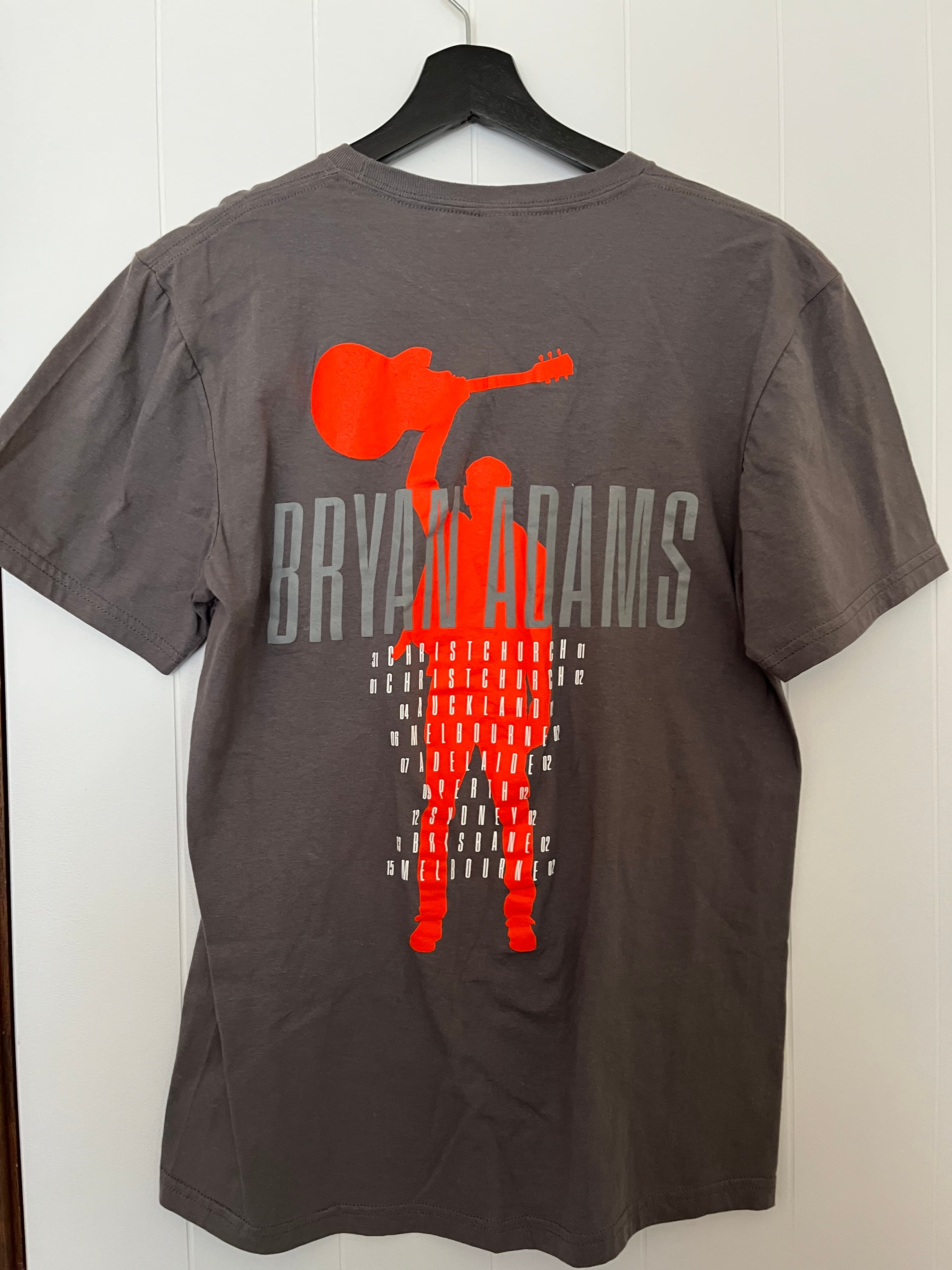 Bryan Adams Tour Graphic T-Shirt Grey Size S — photo 3 of 5