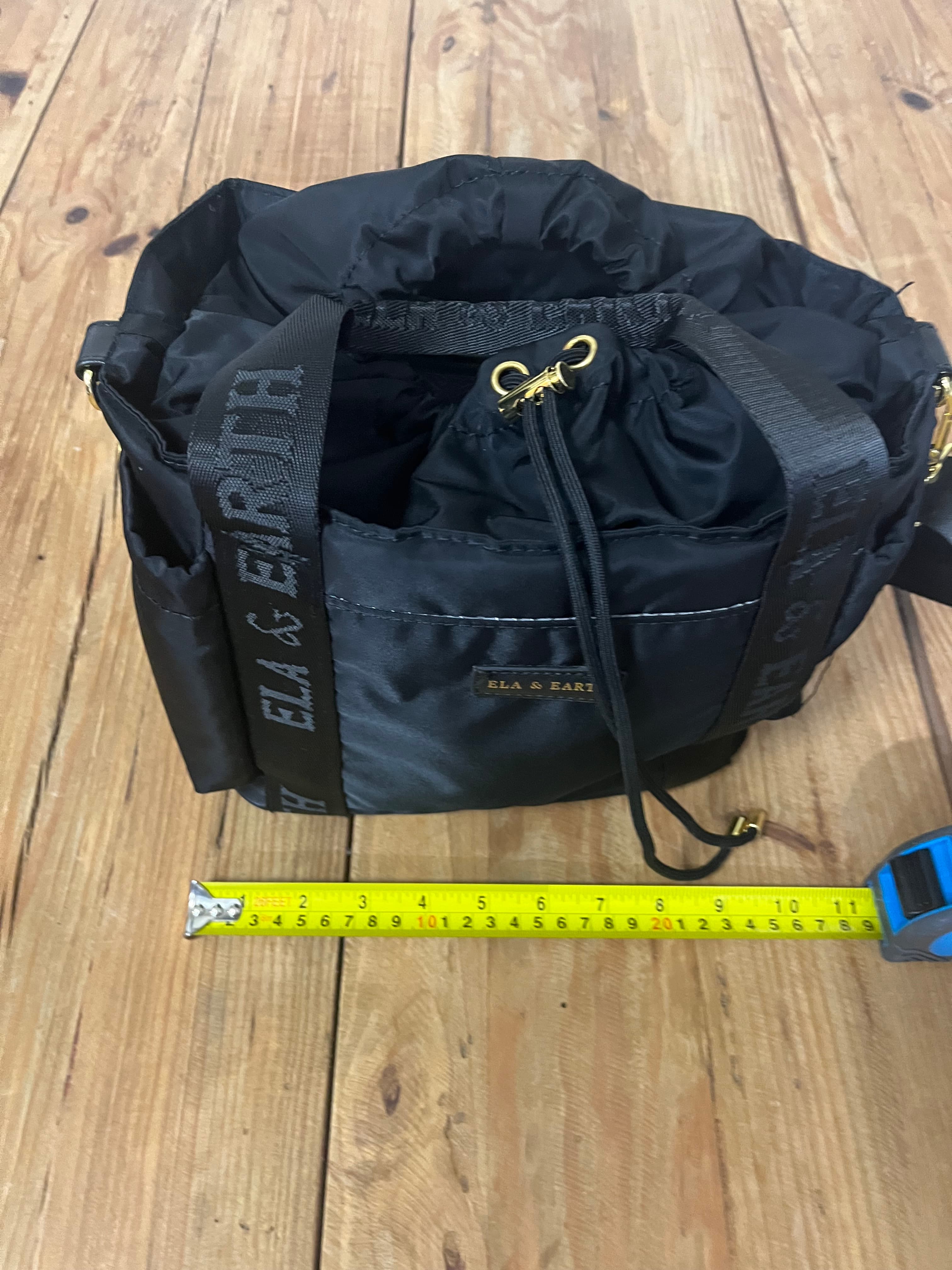 Ela & Earth Black Nylon Drawstring Crossbody Lunch Bucket Bag — photo 4 of 9