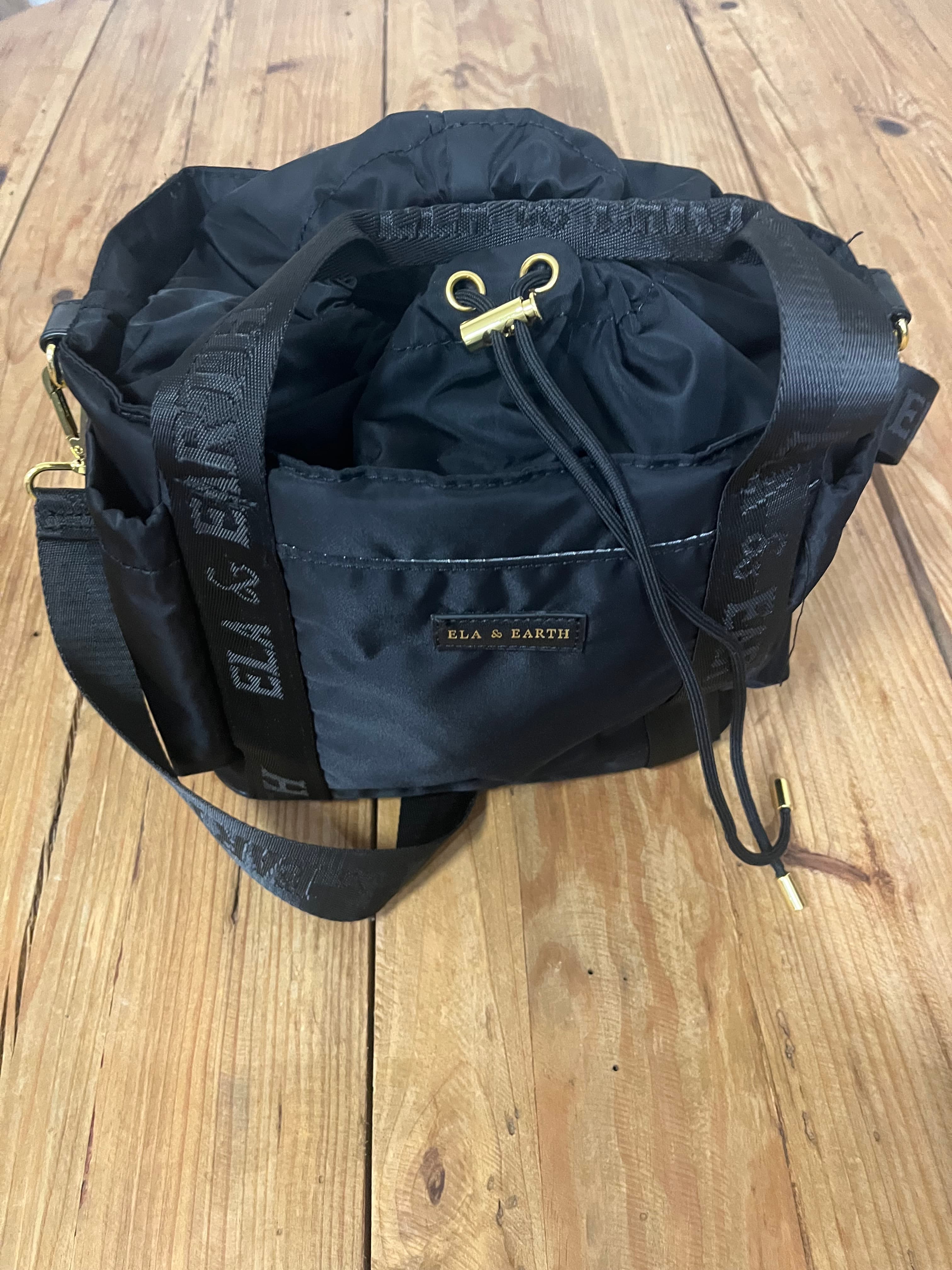 Ela & Earth Black Nylon Drawstring Crossbody Lunch Bucket Bag — photo 6 of 9