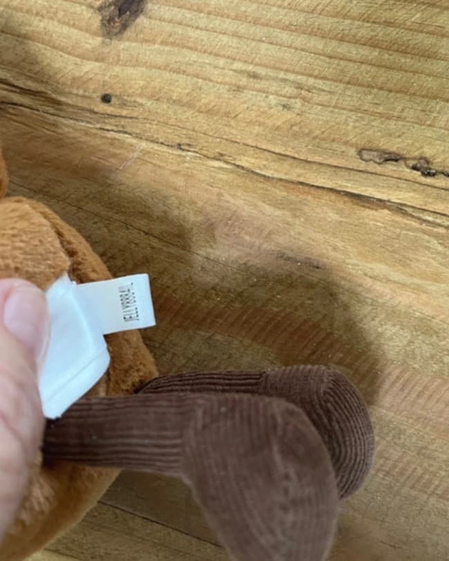 Jellycat Amuseables Highland Cow Plush Toy in Very Good Condition Without Tags — photo 7 of 7