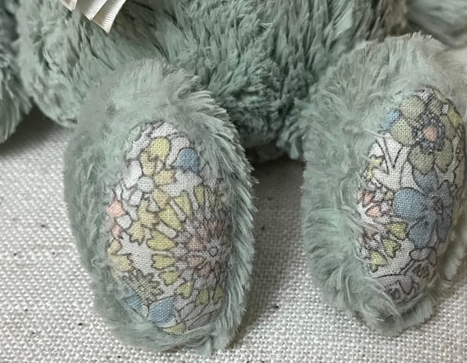 Jellycat Bashful Bunny Small Blossom Sage Green Floral Plush Toy - Retired — photo 7 of 9
