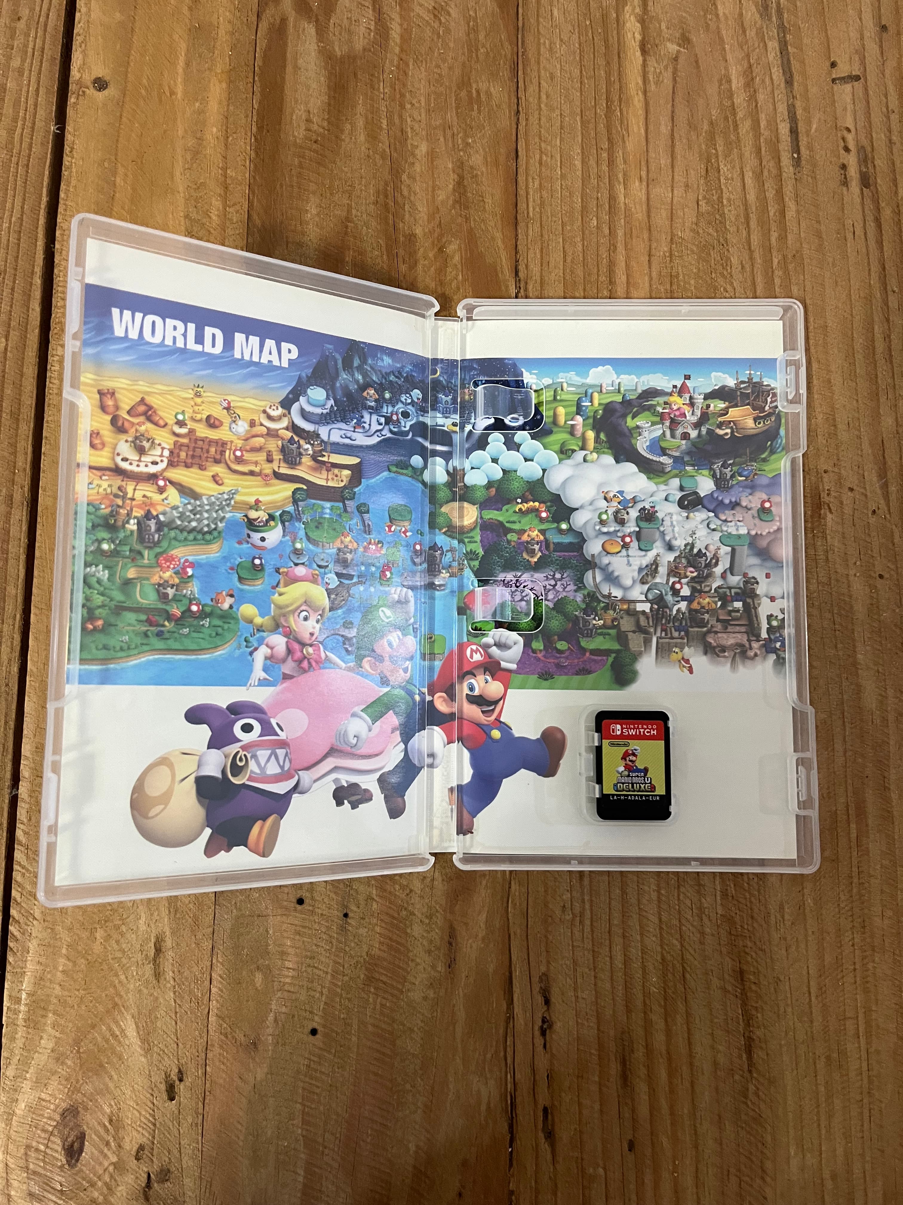 New Super Mario Bros. U Deluxe - Nintendo Switch Game — photo 2 of 3