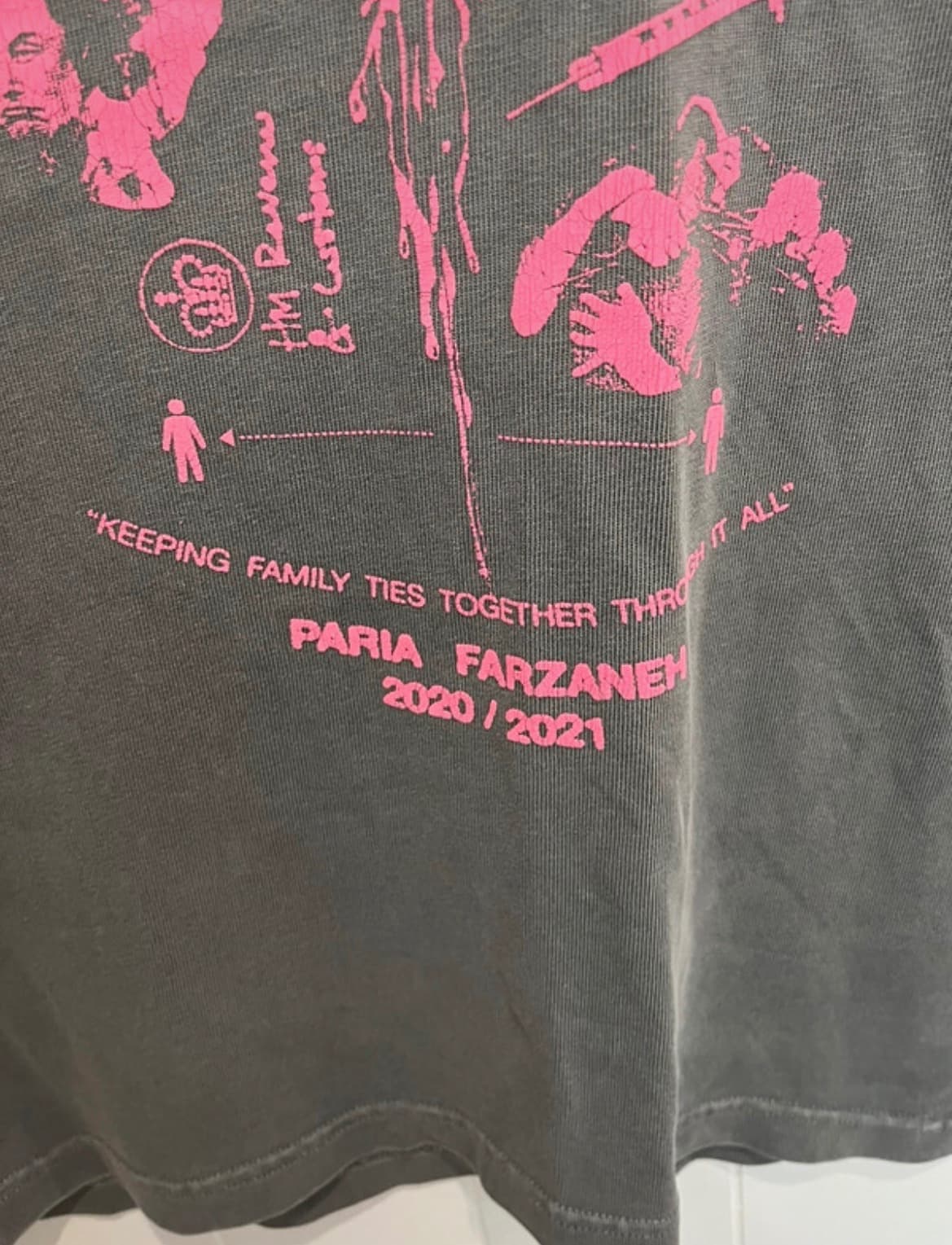 paria /FARZANEH Still Standing Graphic T-Shirt Grey Size S — photo 3 of 6