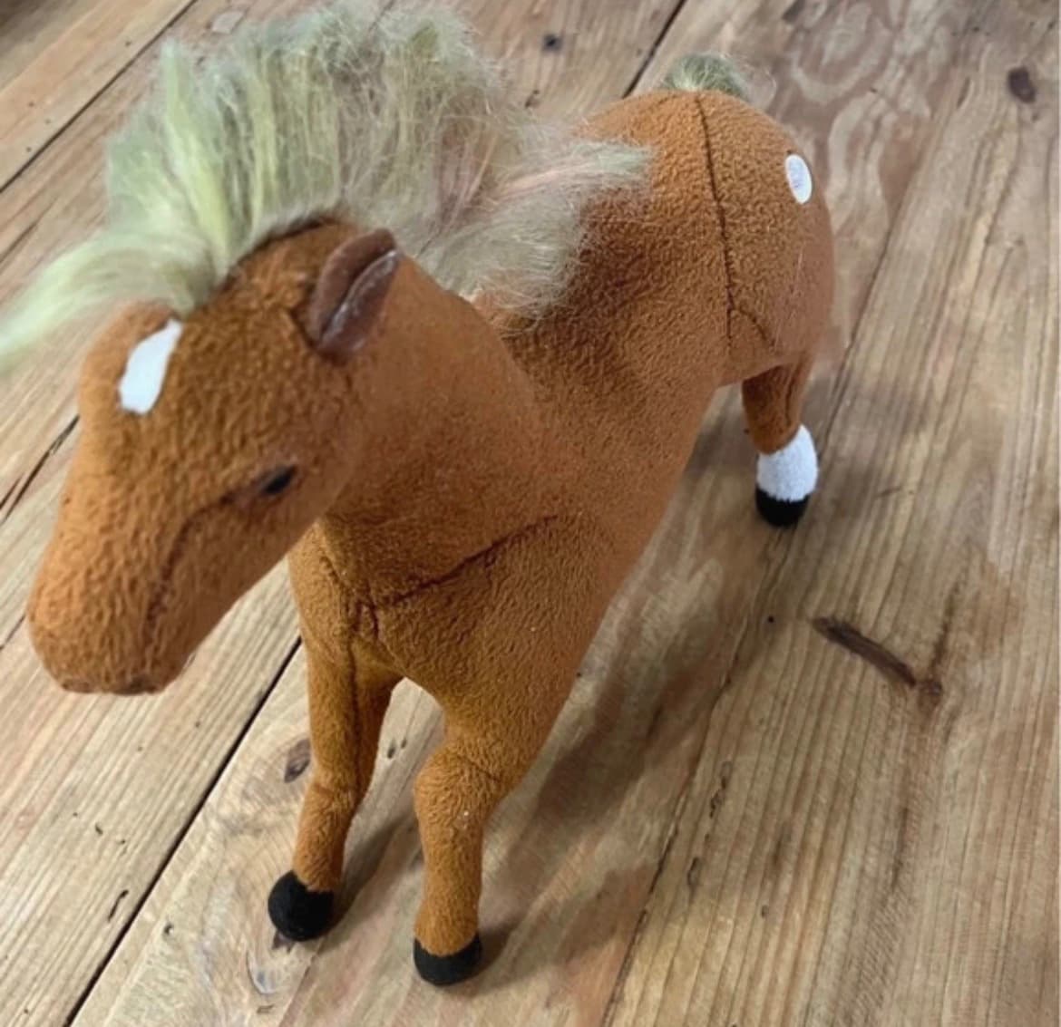 Vintage 2002 The Saddle Club Brown Horse Plush Toy With White Socks and poseable legs — photo 6 of 9