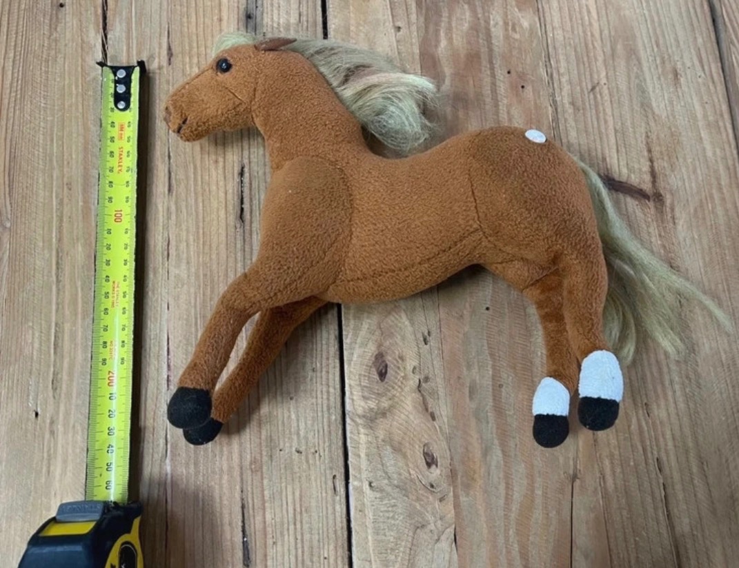 Vintage 2002 The Saddle Club Brown Horse Plush Toy With White Socks and poseable legs — photo 9 of 9