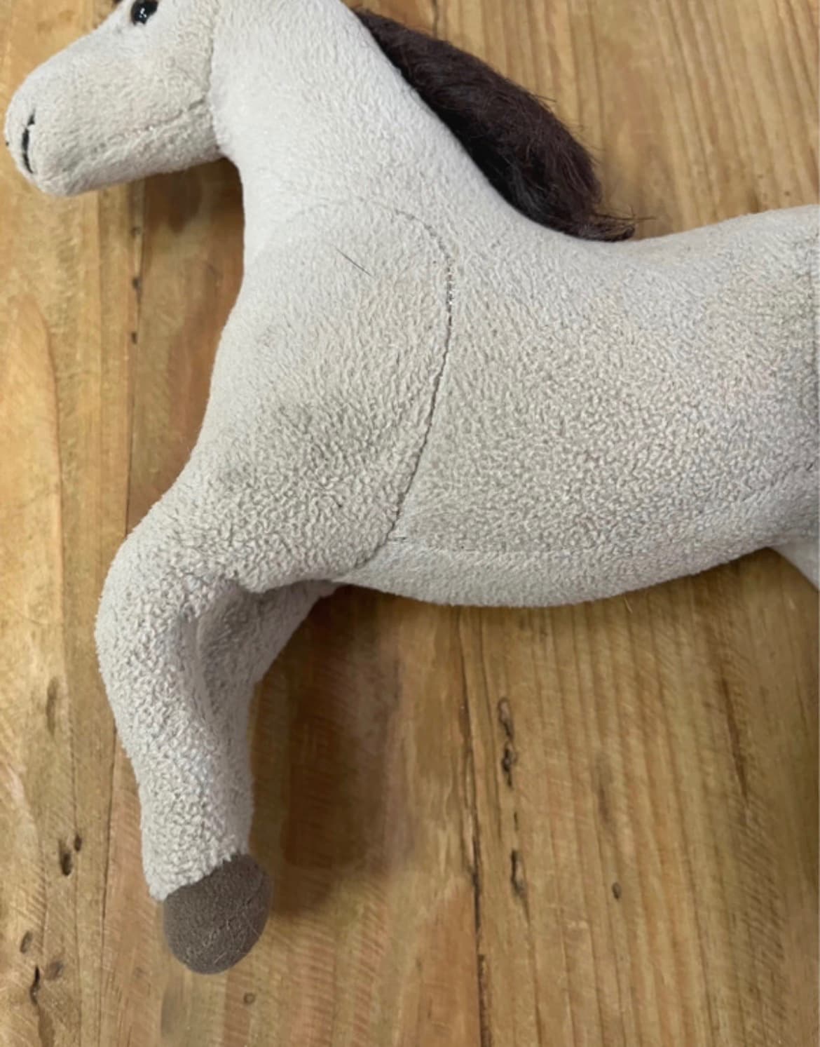 Vintage 2002 The Saddle Club Brown Horse Plush Toy With White Socks and poseable legs — photo 5 of 7