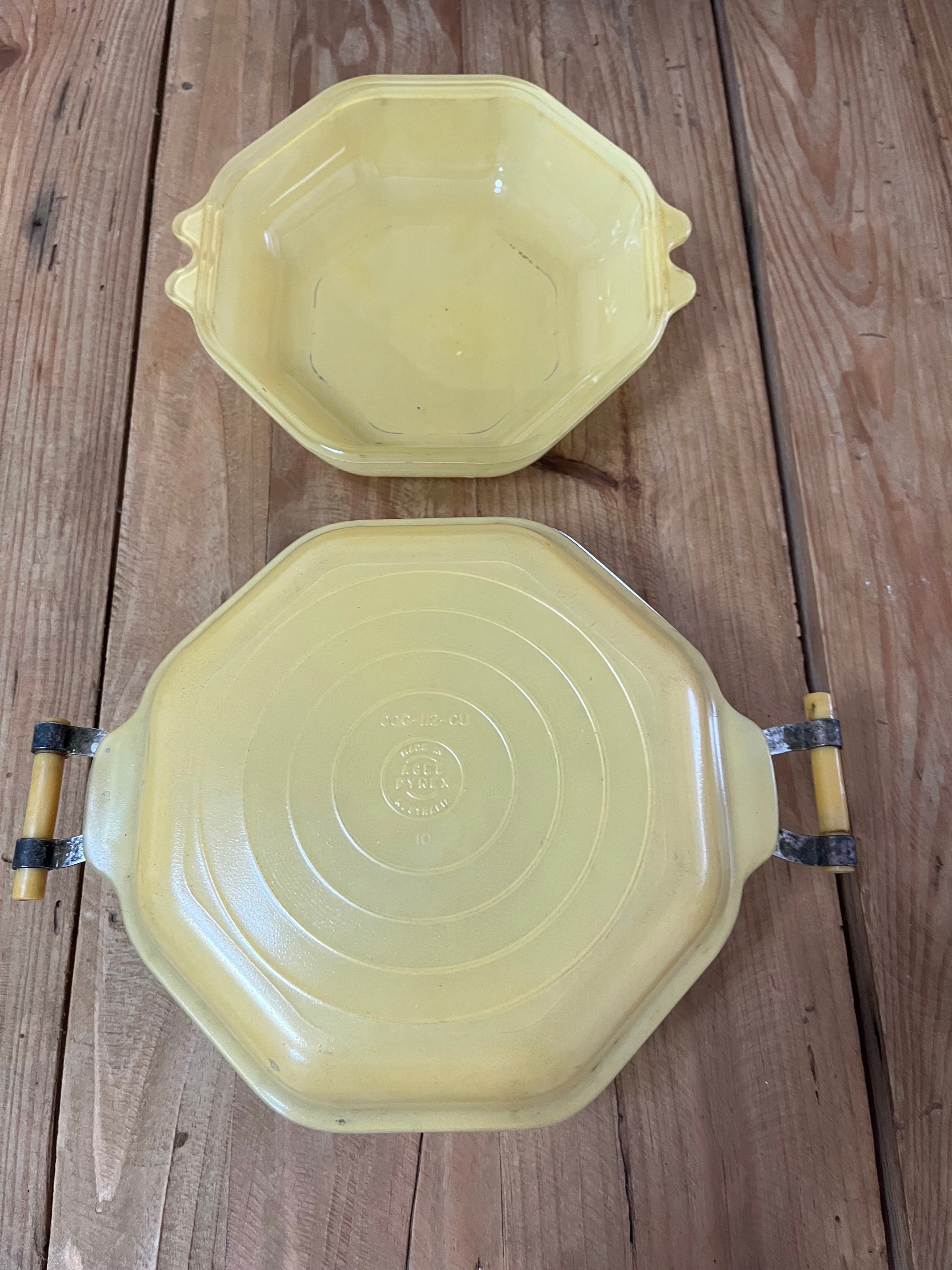 Vintage Agee Pyrex Yellow Octagonal Casserole Dish With Metal Warming Stand — photo 4 of 6