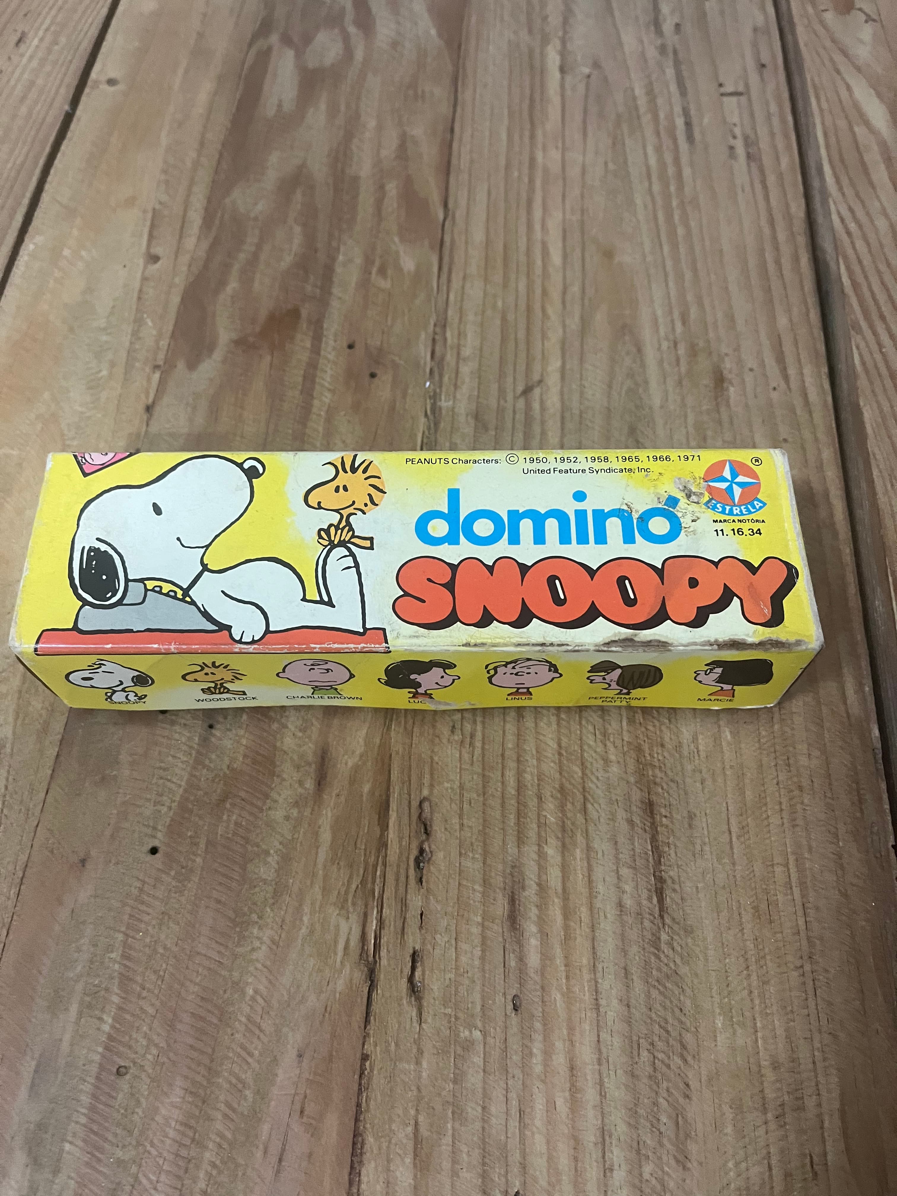 Vintage Estrela Peanuts Snoopy Domino Game Set from 1971 — photo 1 of 7