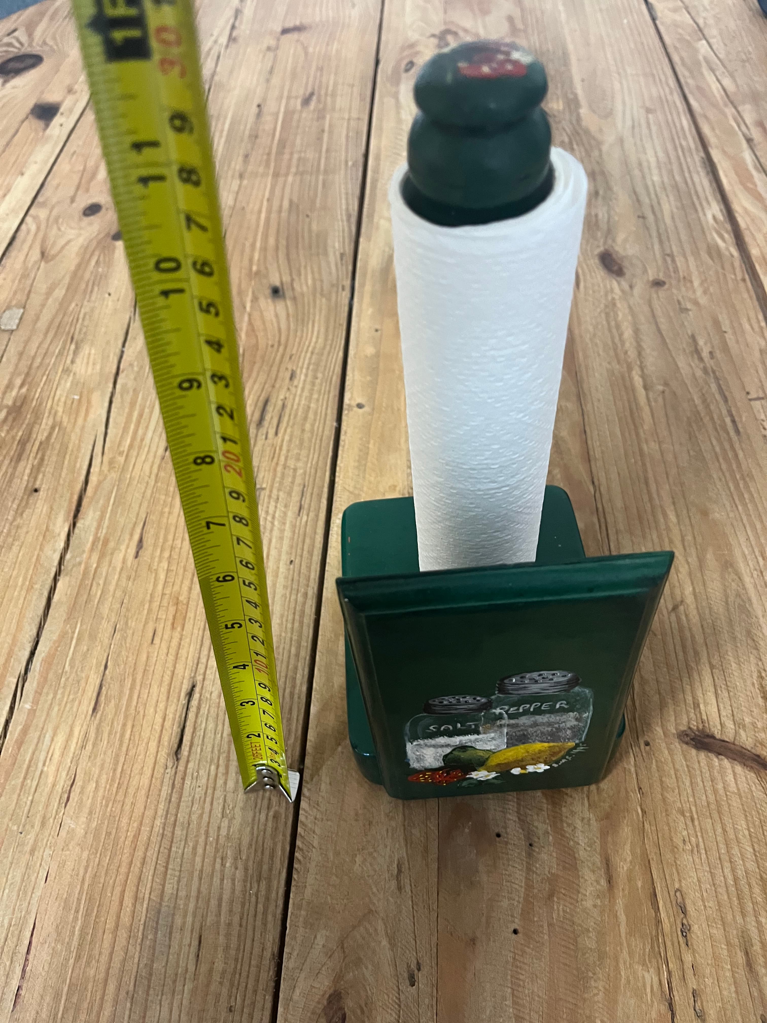 Vintage Hand-Painted Wooden Paper Towel Holder Salt & Pepper Motif — photo 4 of 8