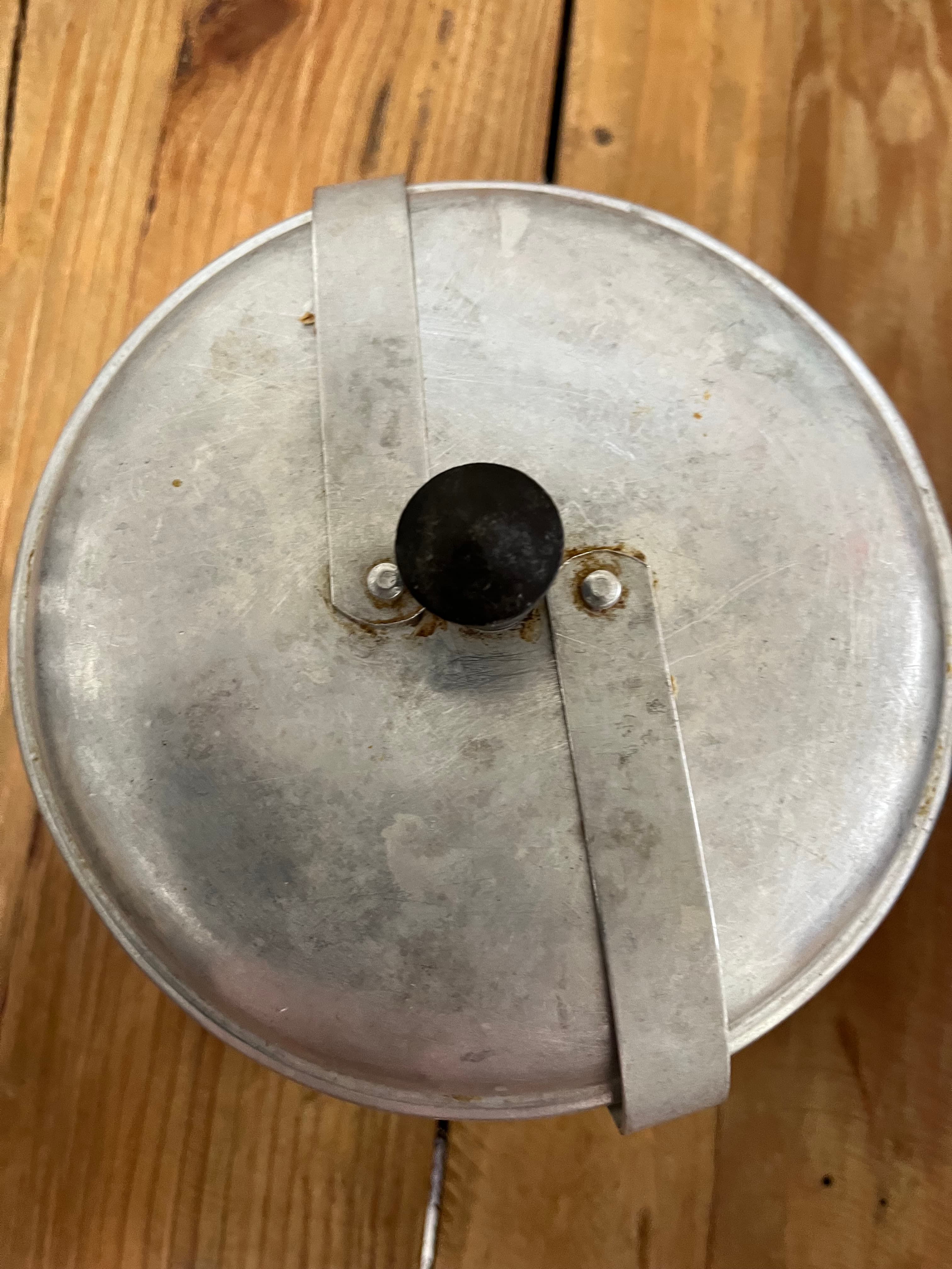 Vintage Mid Century Aluminum Pudding Pots/Steamers Pots With Locking Lids Patent 154855 — photo 4 of 5