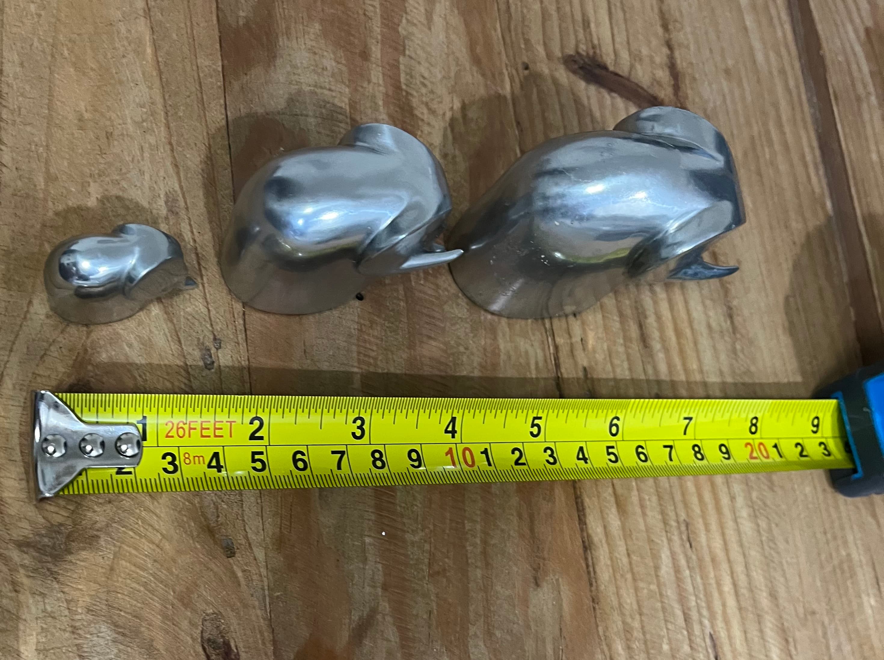 Vintage Mid-Century Modern Aluminum Elephant Figurines Set Of 3 — photo 3 of 8